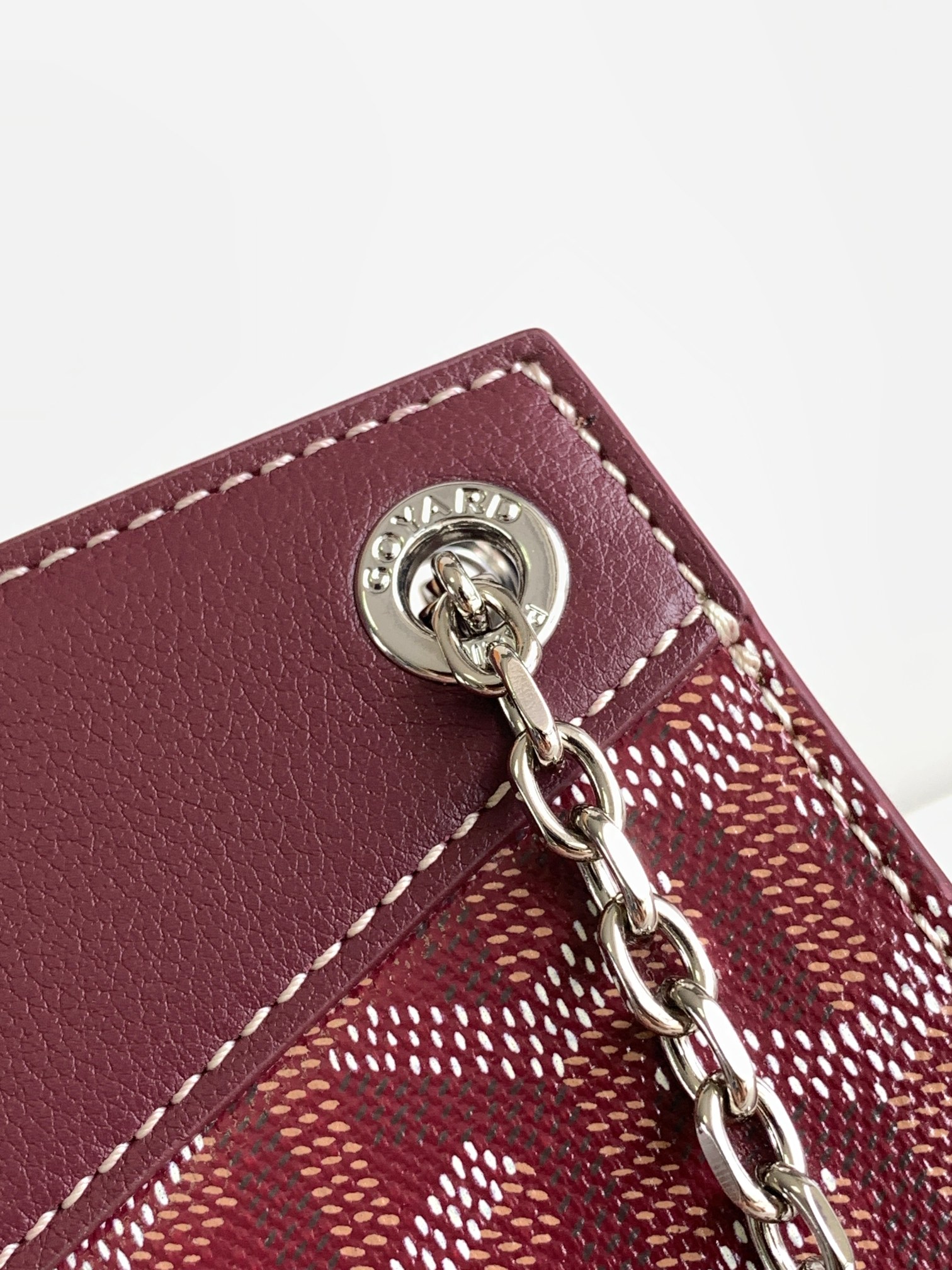 Goyard Rouette 8819 (red)