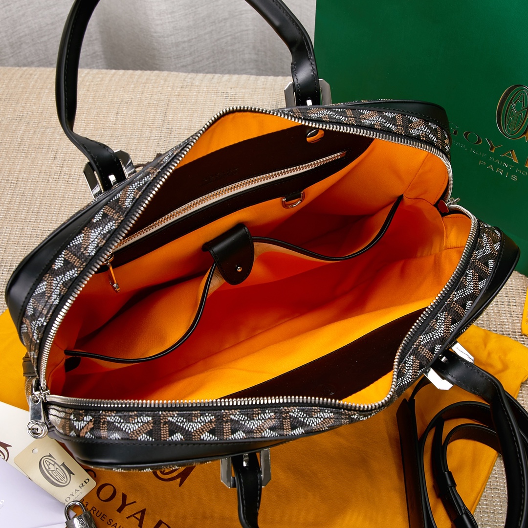 Goyard Ambassade 1100 (black)