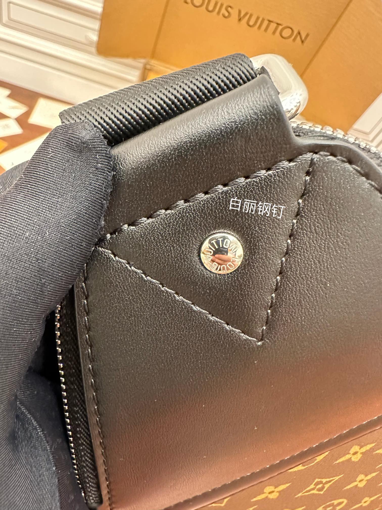 Túi Nam Sac Avenue slingbag NM m46327 Nâu Đen 