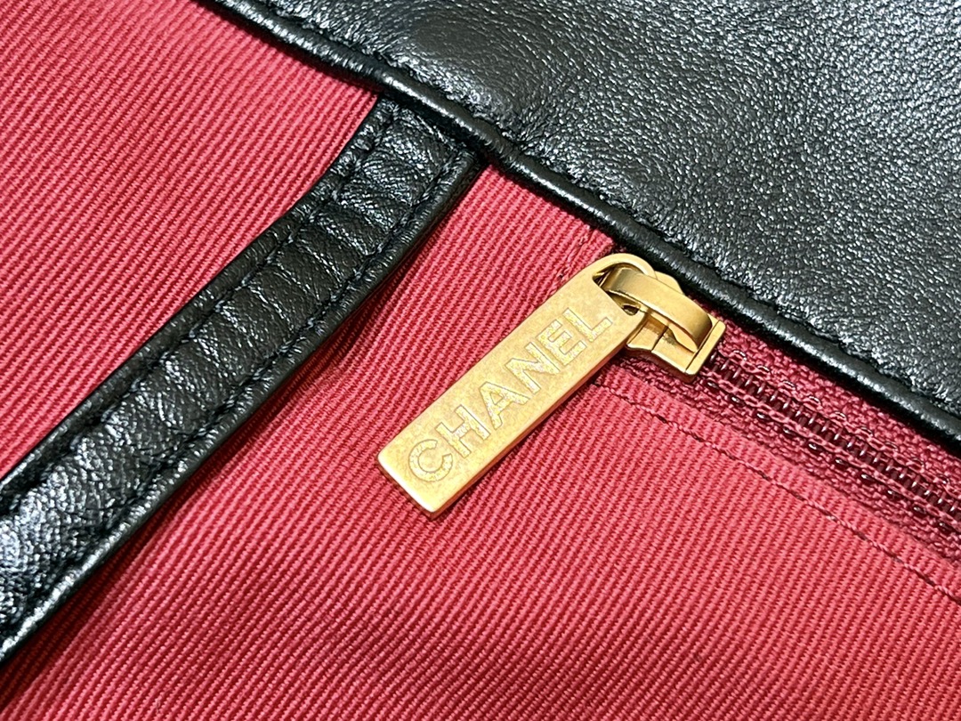 Túi Xách Chanel Shopping Bag AS3660 Màu Đen 