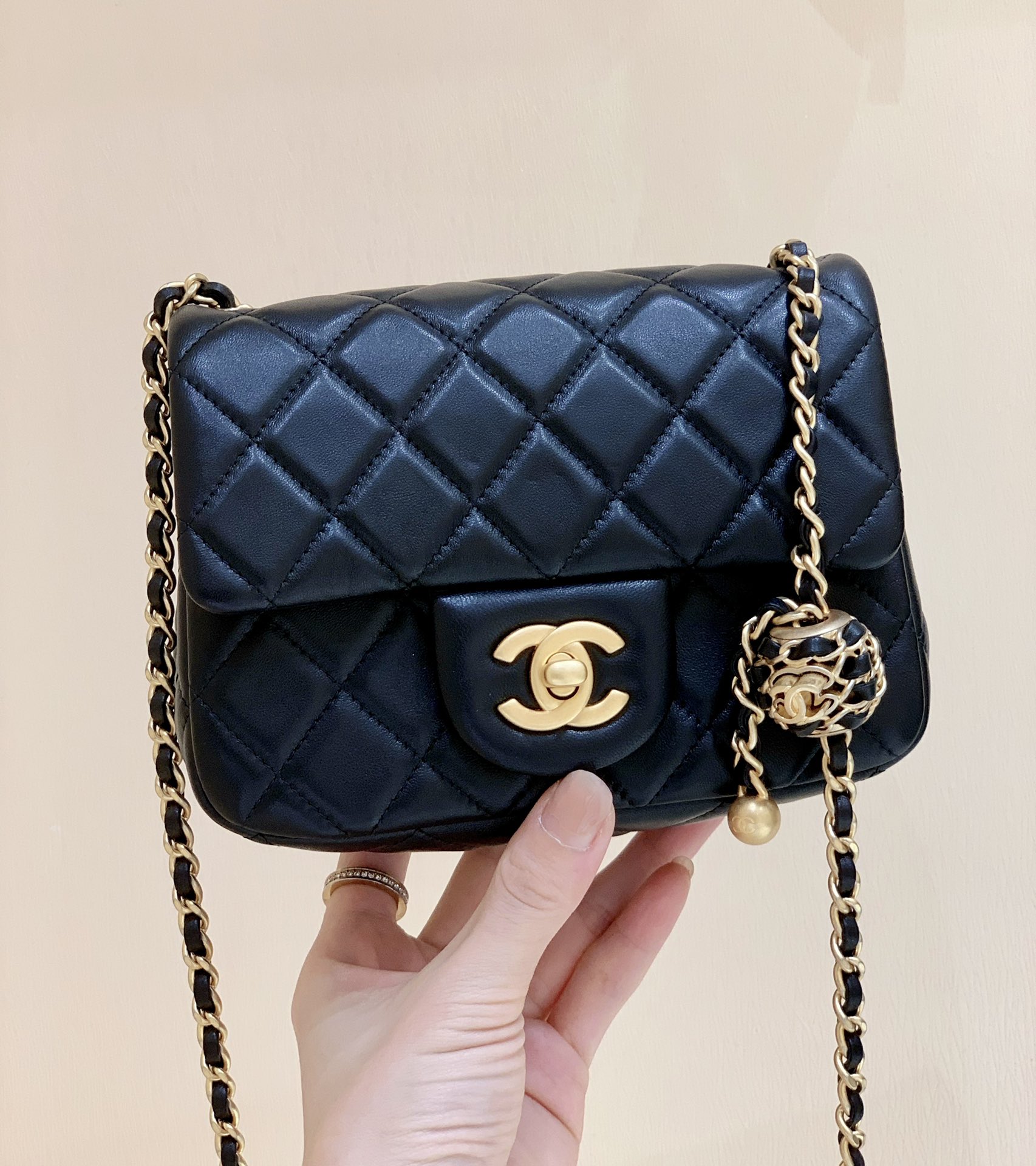 Túi Xách Chanel CF Mini Màu Đen AS1786 