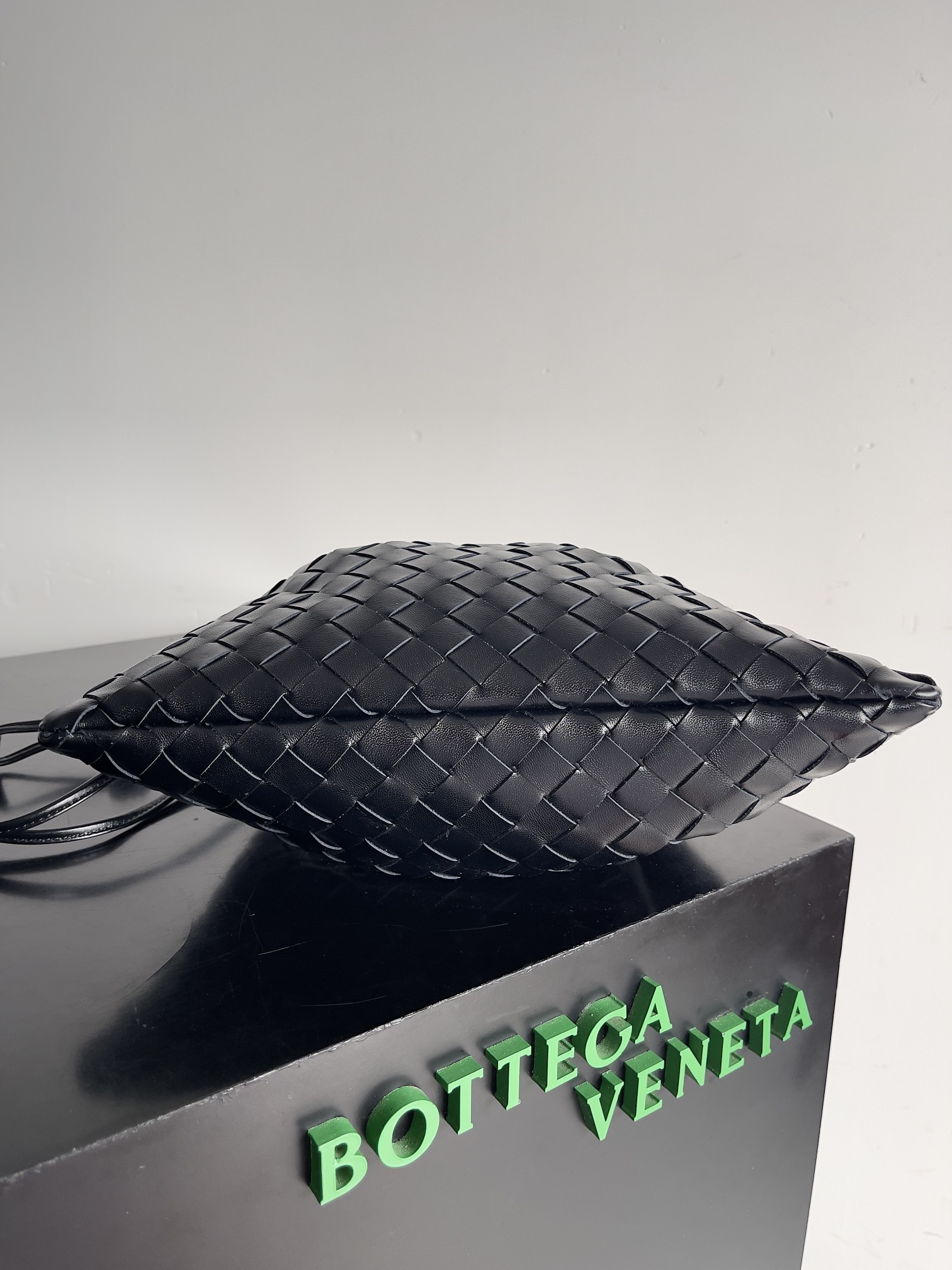 Túi Xách Nữ BV Dustbag 796728 Màu Đen 
