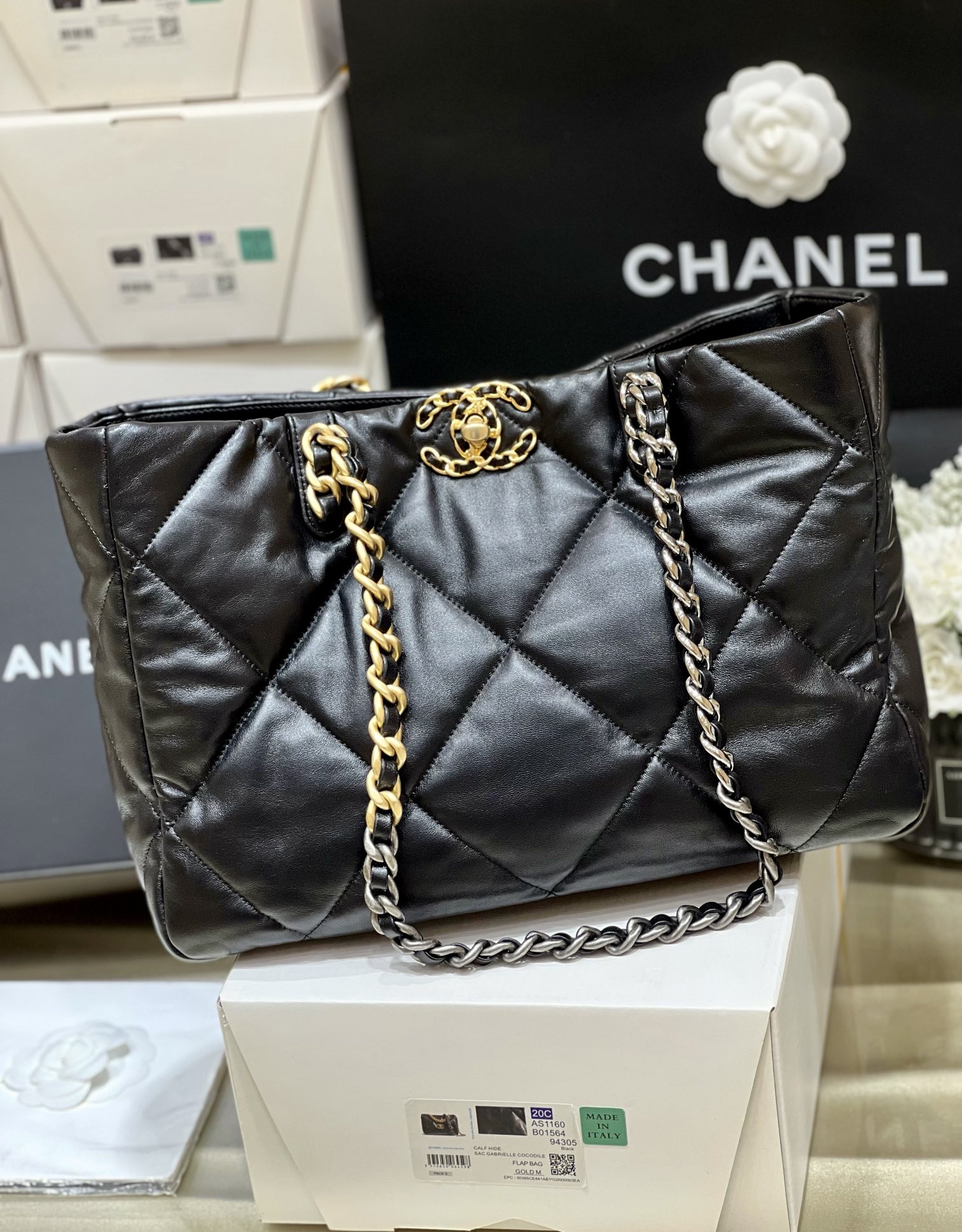 Túi Xách Chanel Shopping Bag AS3660 Màu Đen 