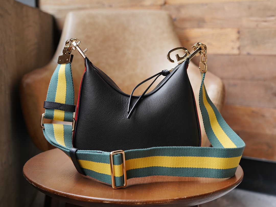 Sac à épaule Gucci Attache petite taille 699409 (black) 