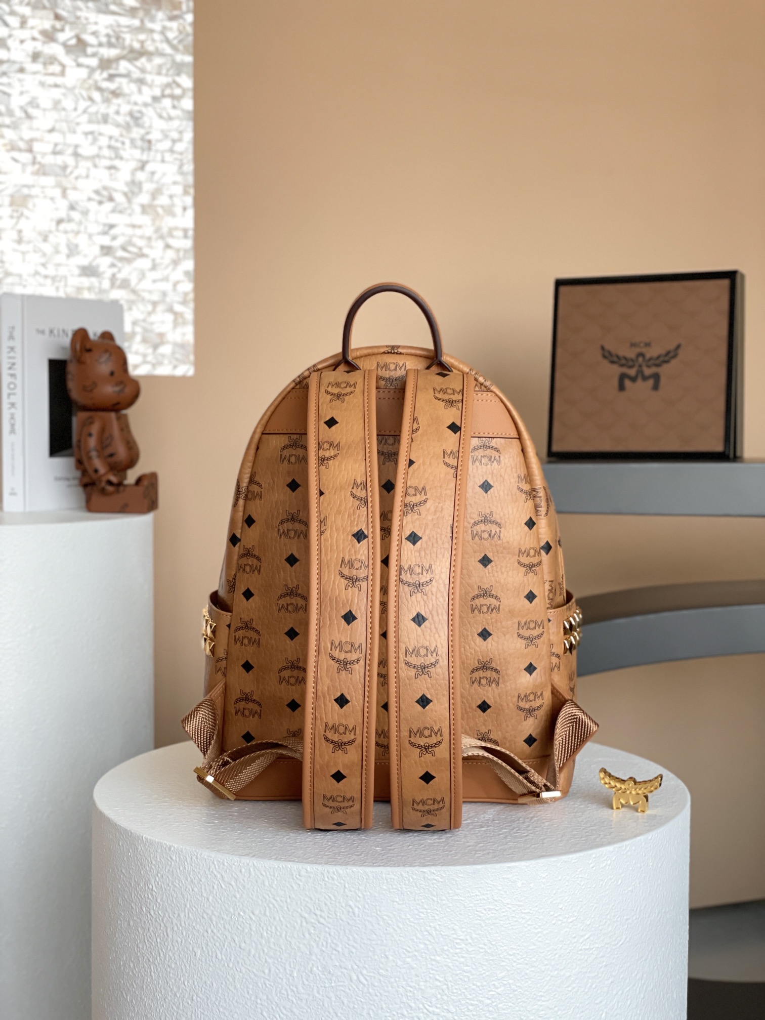 MCM STARK VISETOS 37CO001 (BROWN)