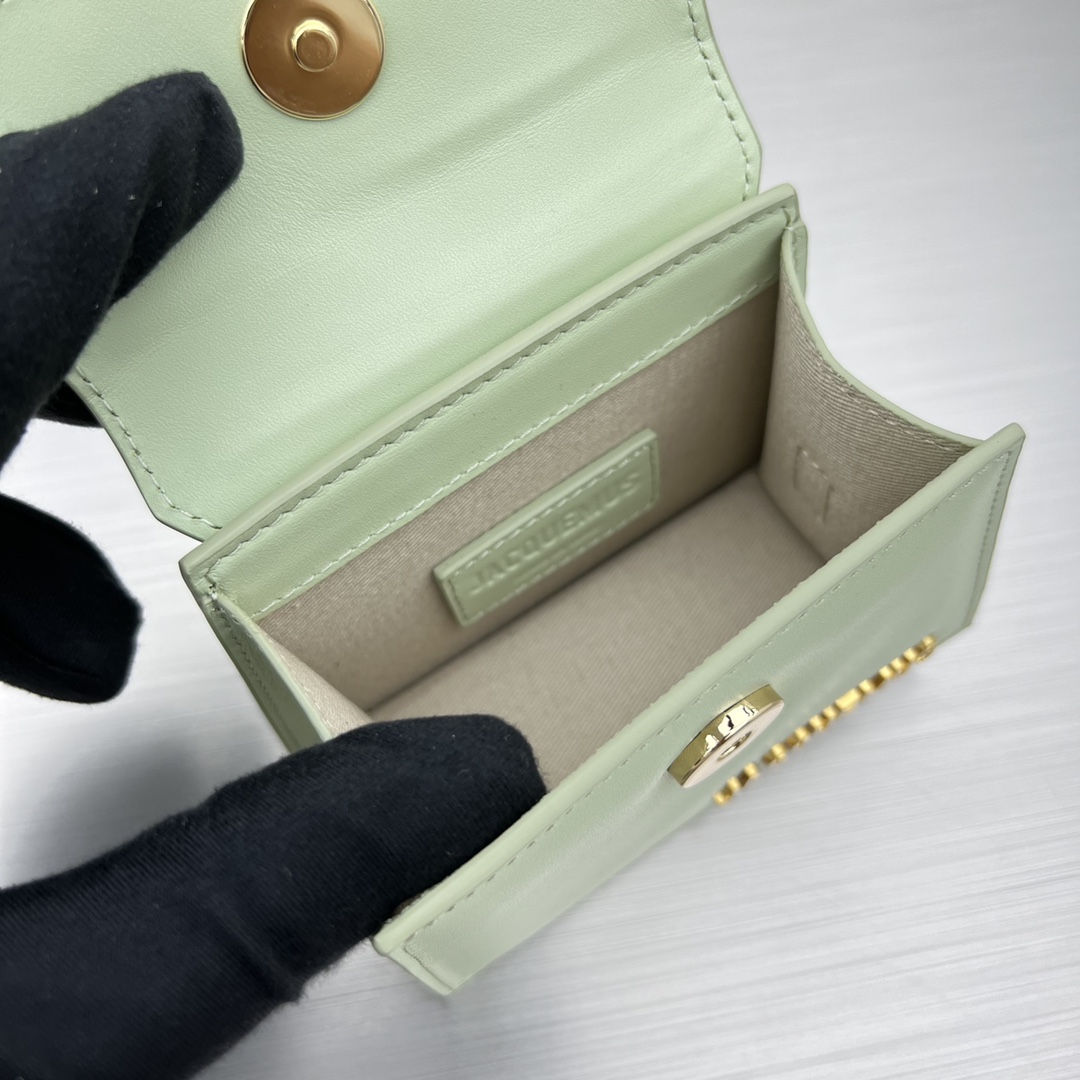 Túi Xách Mini Jacquemus P98846 Màu Xanh Cốm 