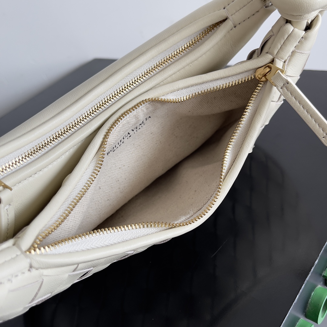 Túi xách nữ bottega veneta màu be 796638