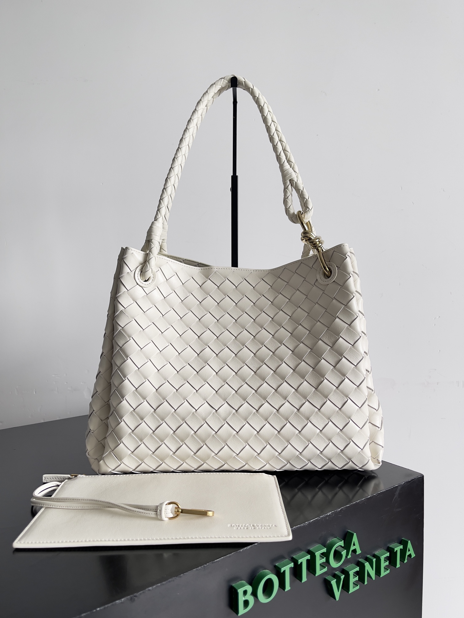Túi xách nữ bottega veneta màu be 796571