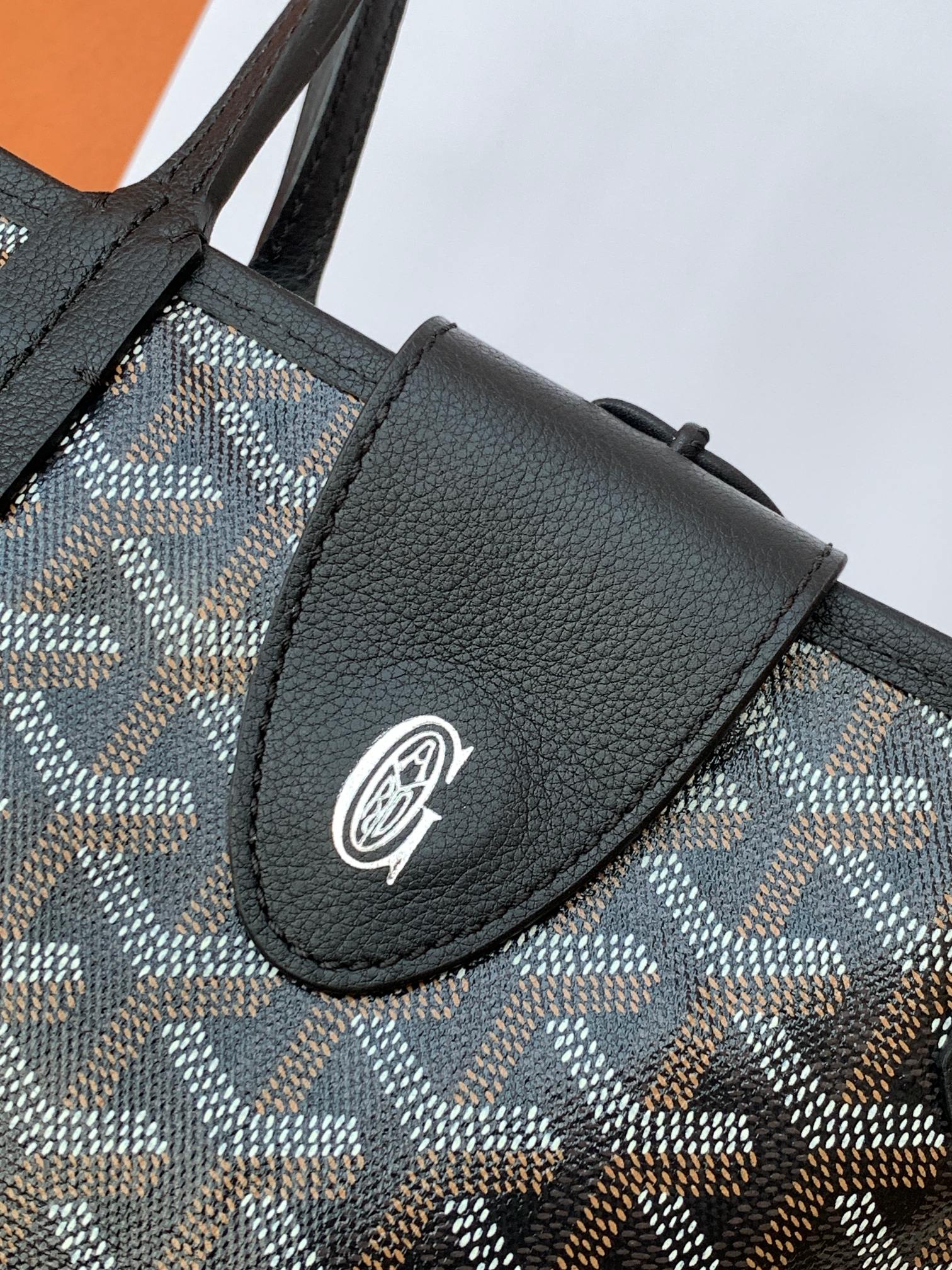 Goyard MINIAnjor 8003 (black)