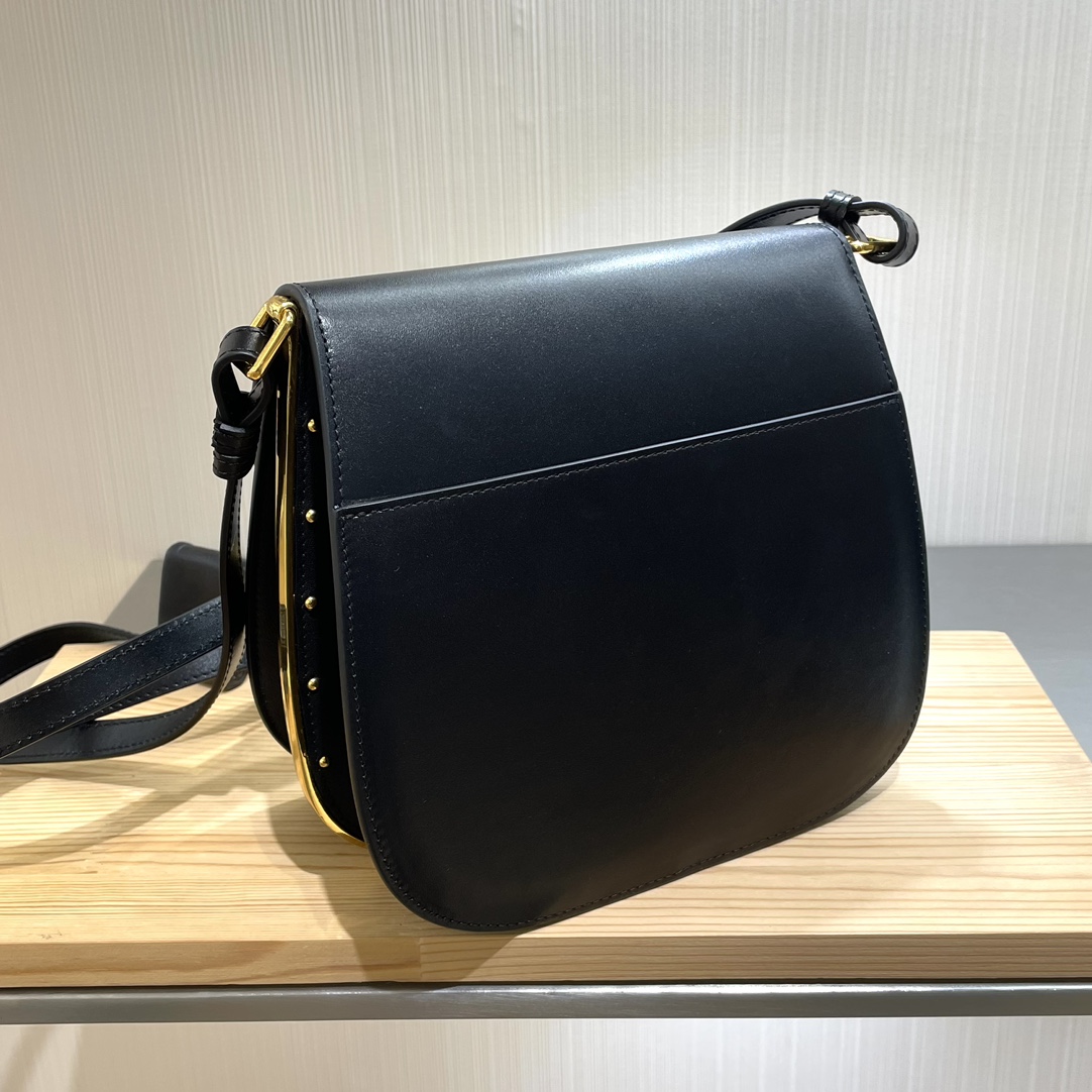 TÚI DIOR BOBBY FRAME MÀU ĐEN