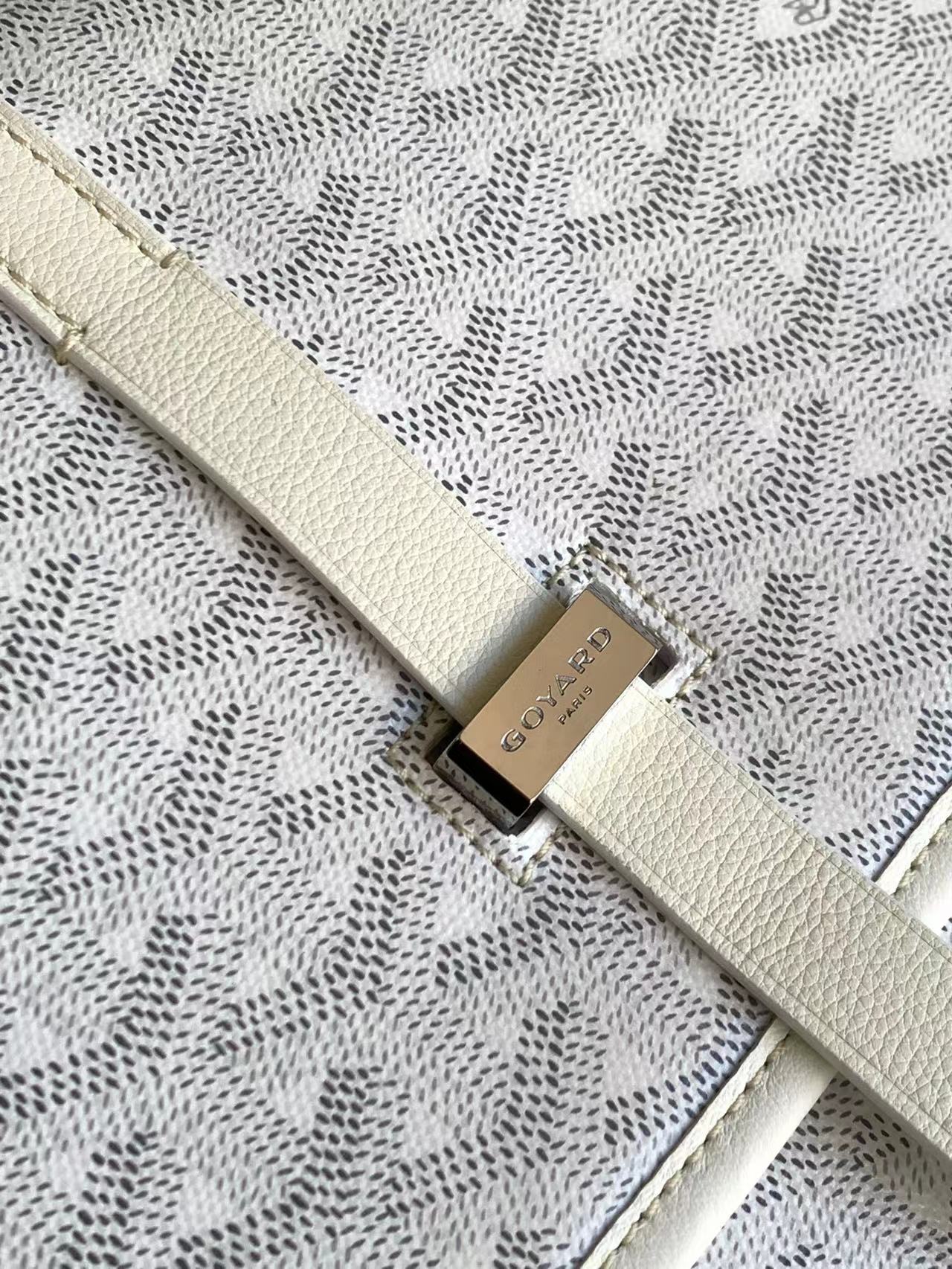 Túi Xách Nam Goyard Belvedere 8023 Màu Trắng 