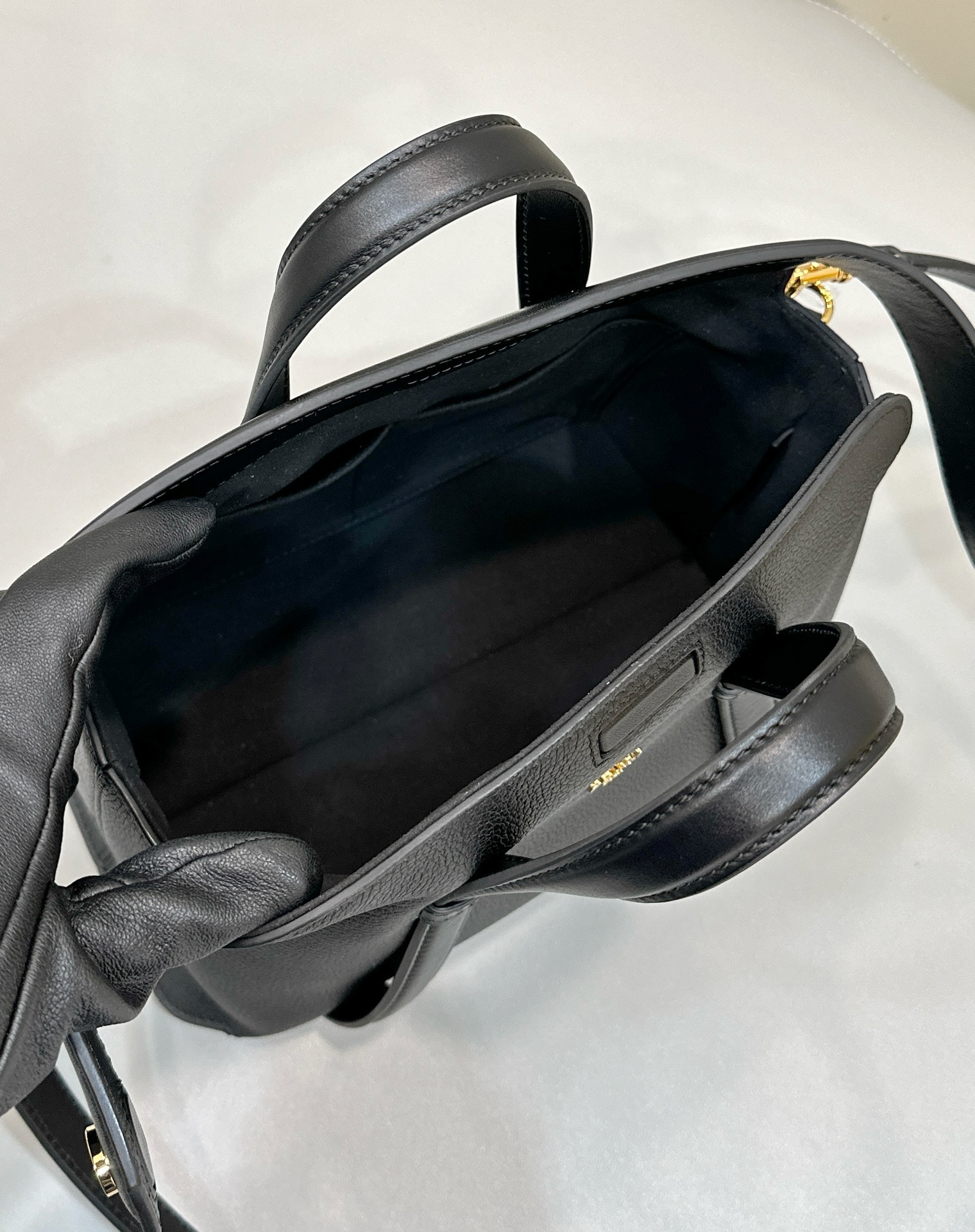 TÚI XÁCH NỮ FENDI 8627A 
