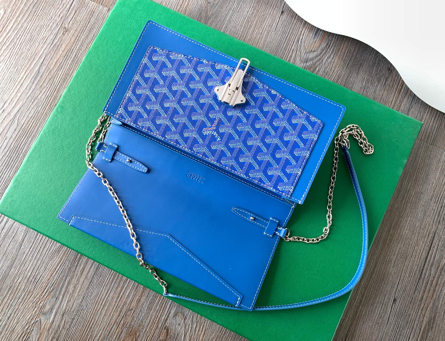Goyard Duchesse Marie-Caroline 1100 (blue)