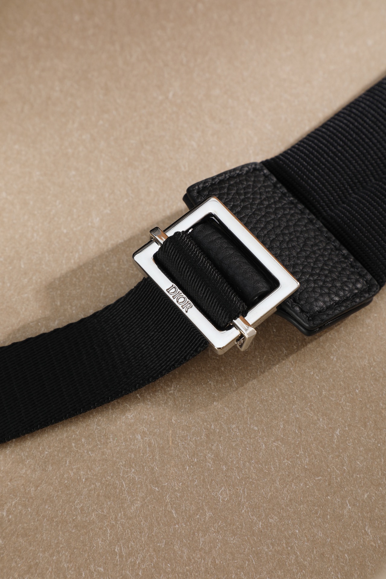 Balo Dior Oblique Màu Trắng 80016