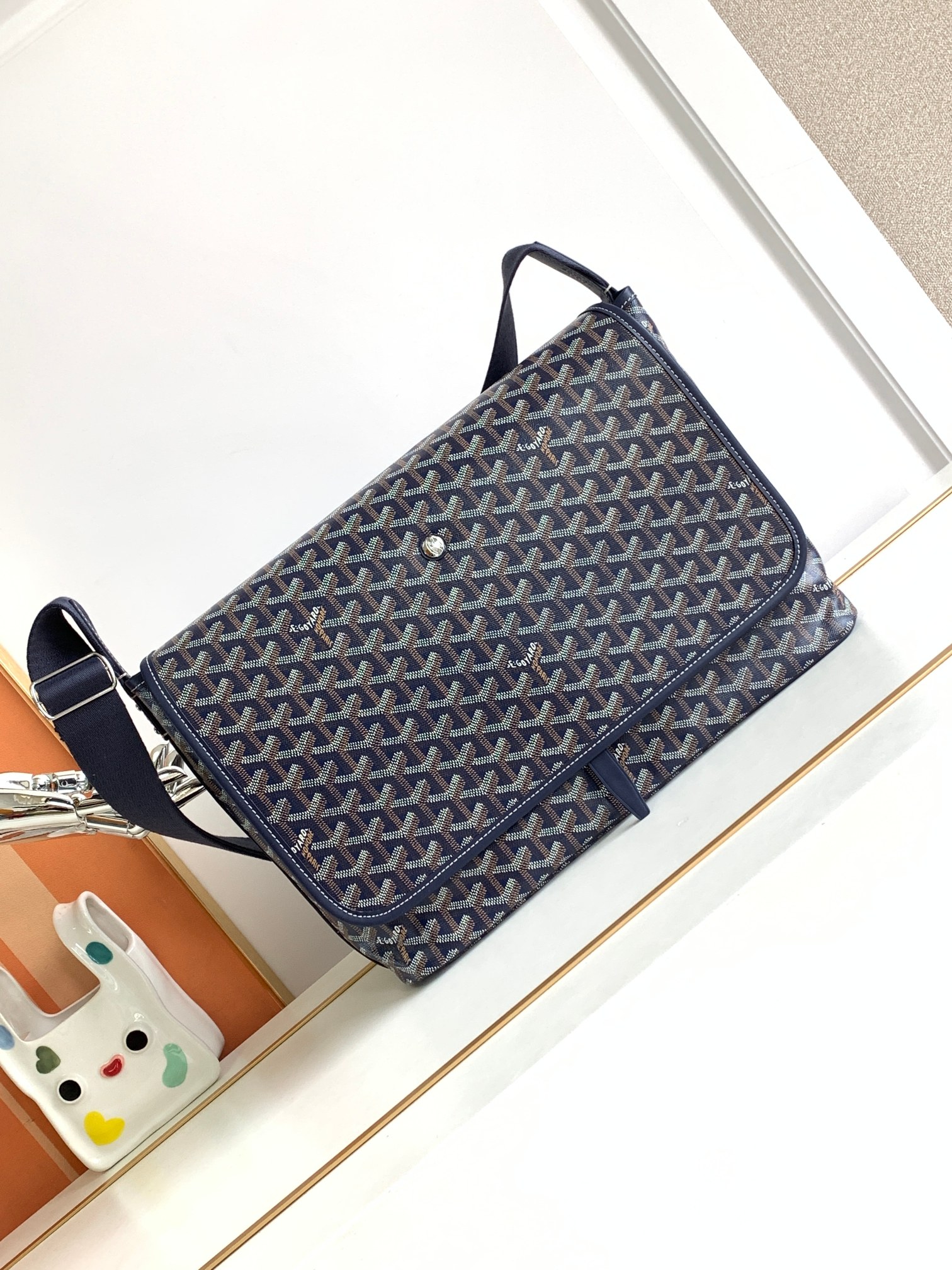 Túi xách Goyard 8130 màu xanh dương 