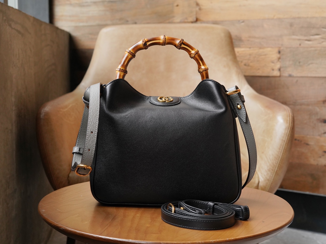 Sac à épaule Gucci Diana taille moyenne 746124 (Black)