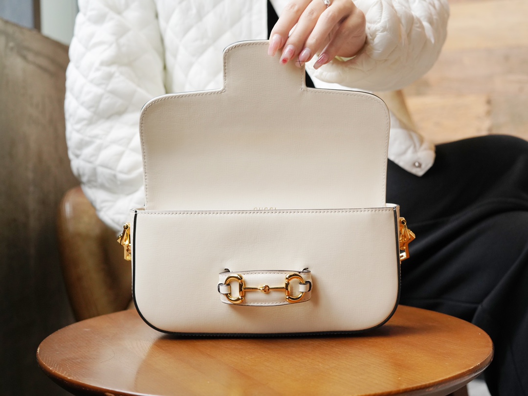 Sac à épaule Gucci Horsebit 1955 petite taille 735178( White) 
