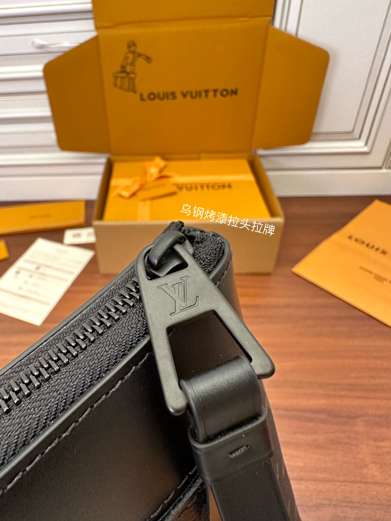 Túi NamPochette Voyage Souple m82543 Màu Đen 
