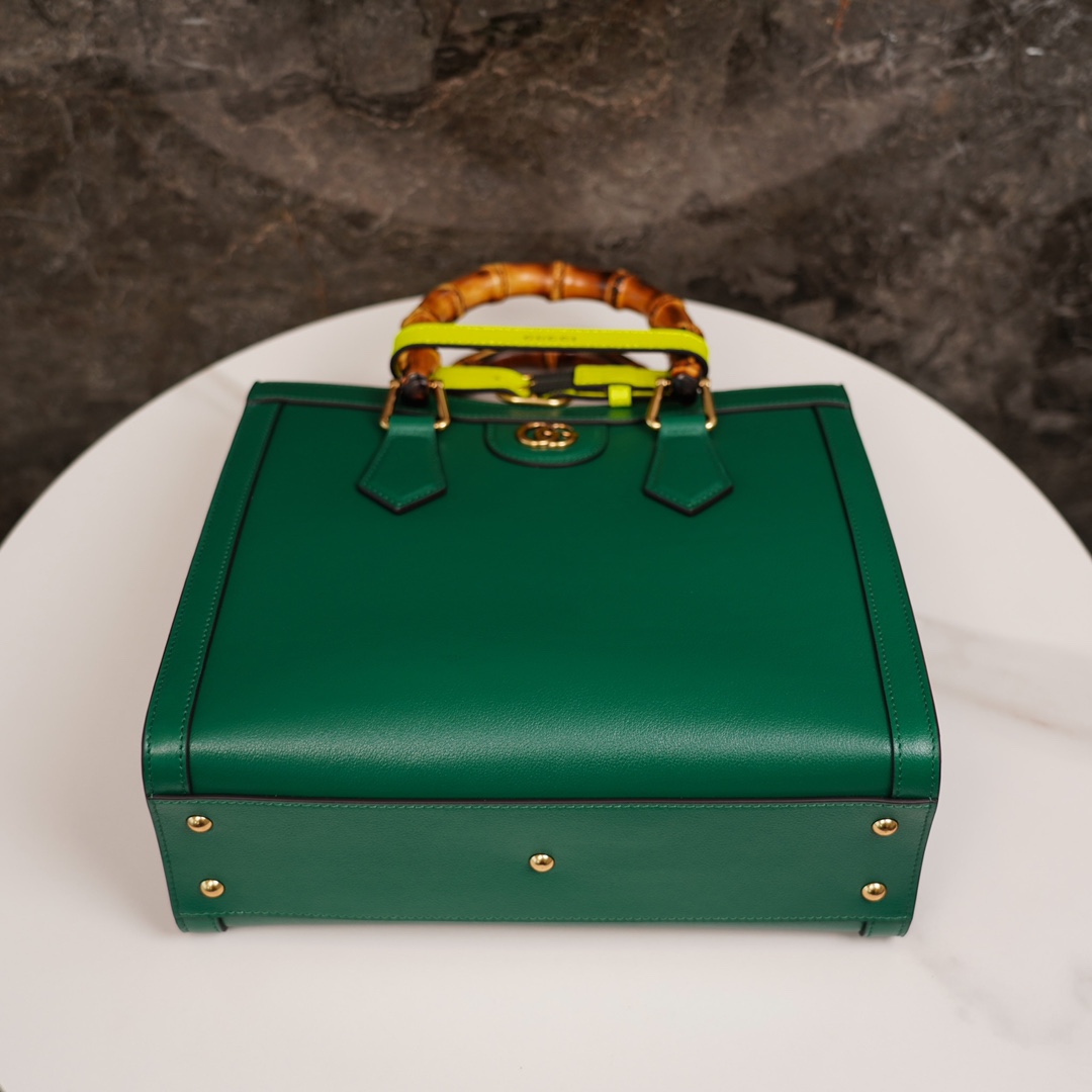 Gucci Diana 660195 ( Green) 
