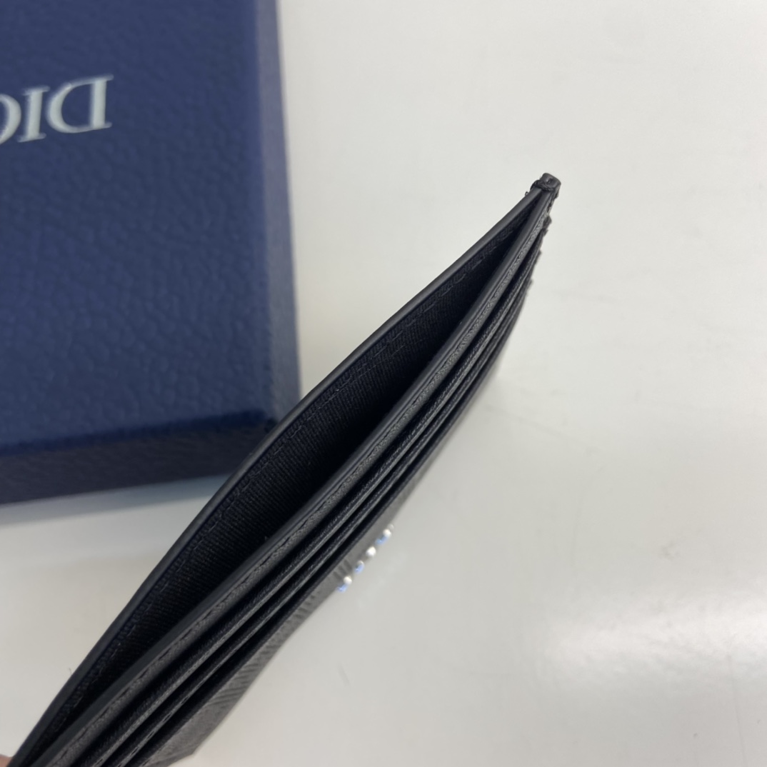 Card Nam Dior Diamond Màu Đen 9824