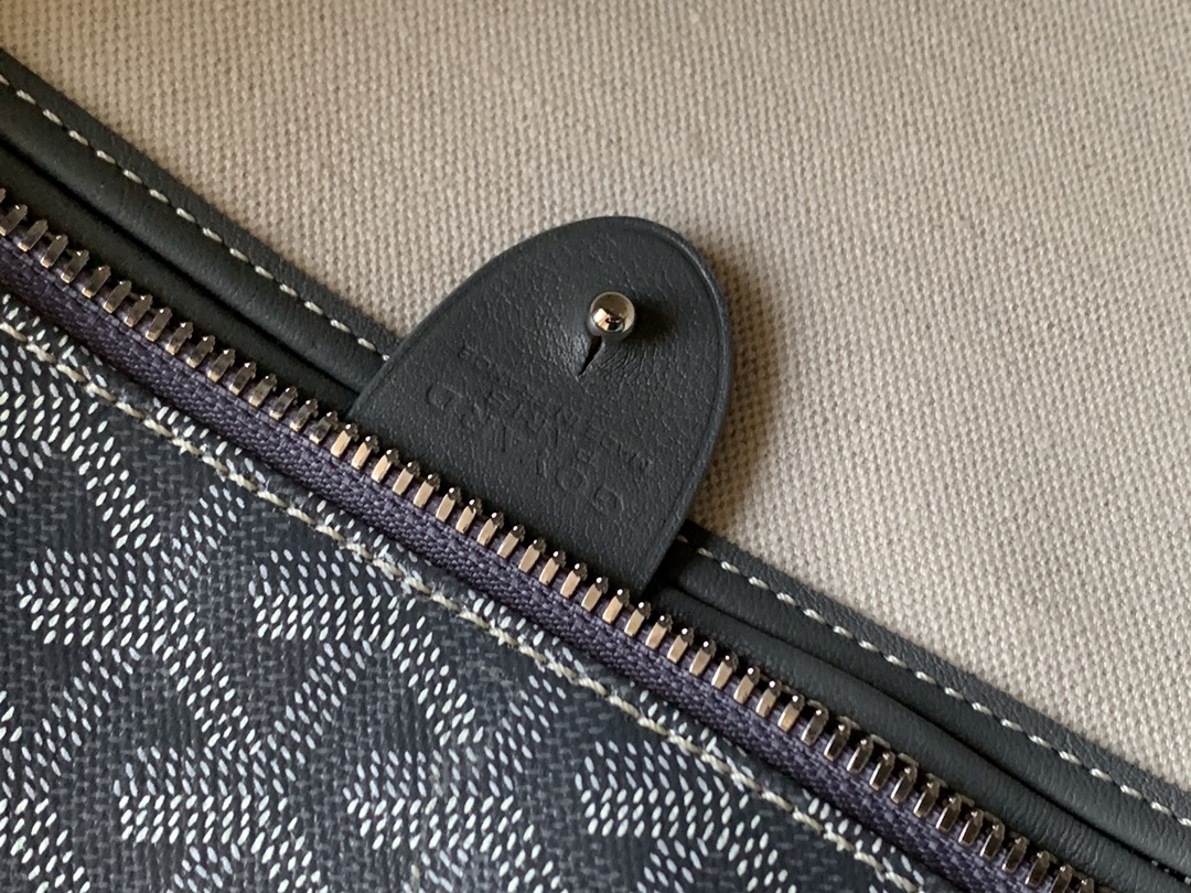 Túi xách Goyard 8022850 màu xám 