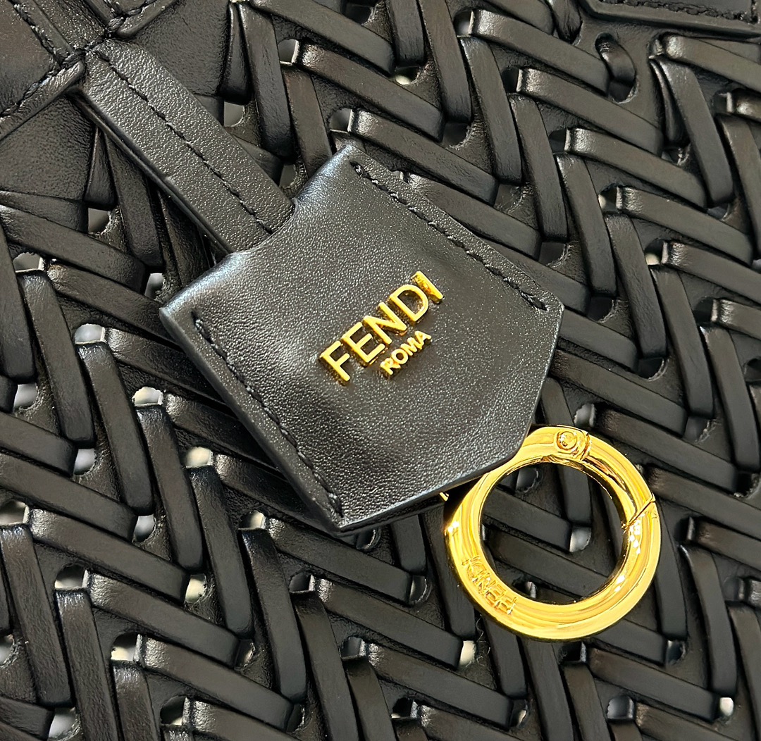 TÚI XÁCH NỮ FENDI 8626D 