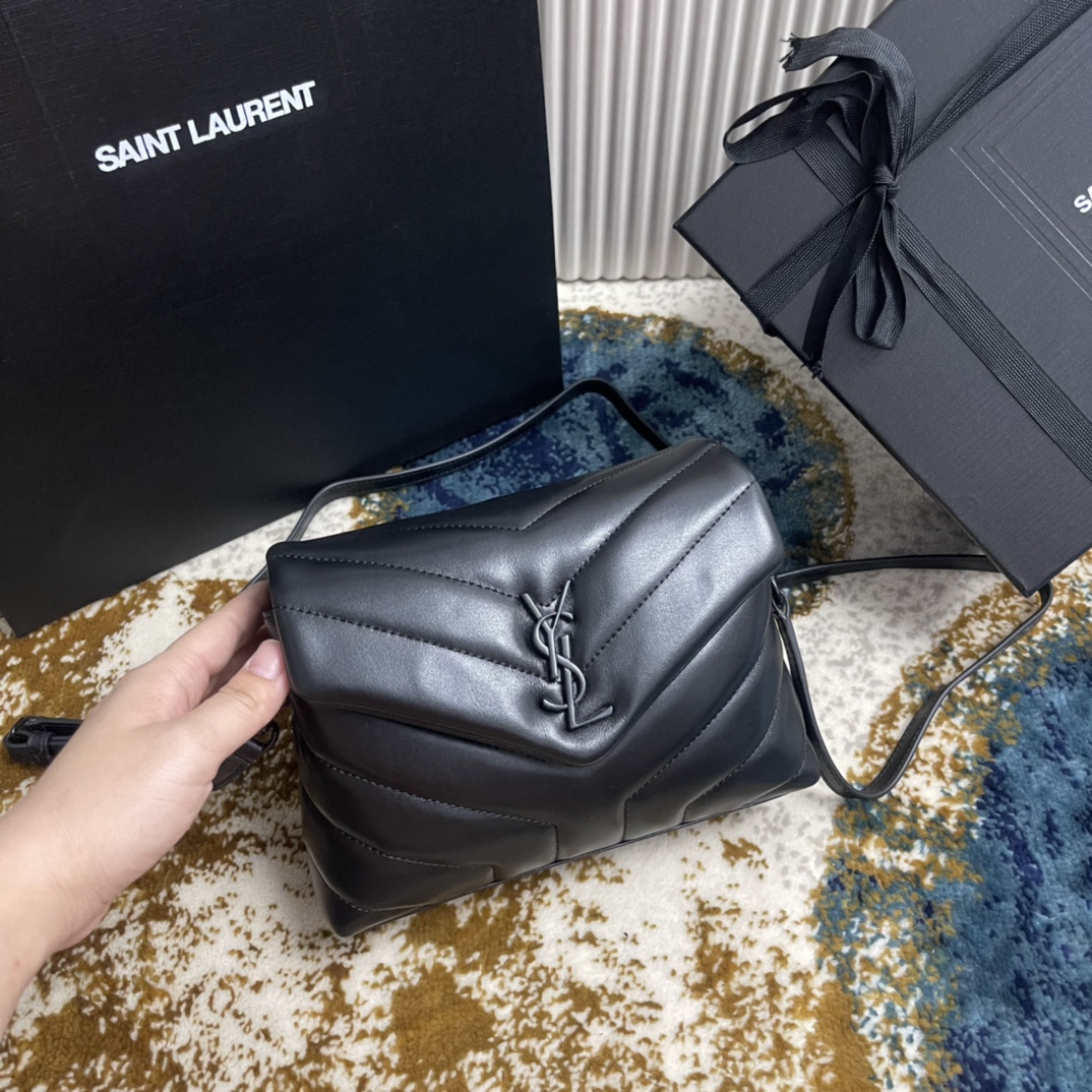 Túi Xách YSL Loulou 392255 Màu Đen