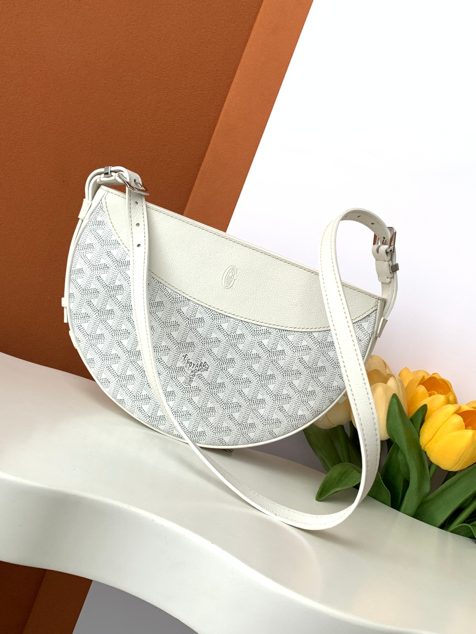 GOYARDINE 8219 (white)