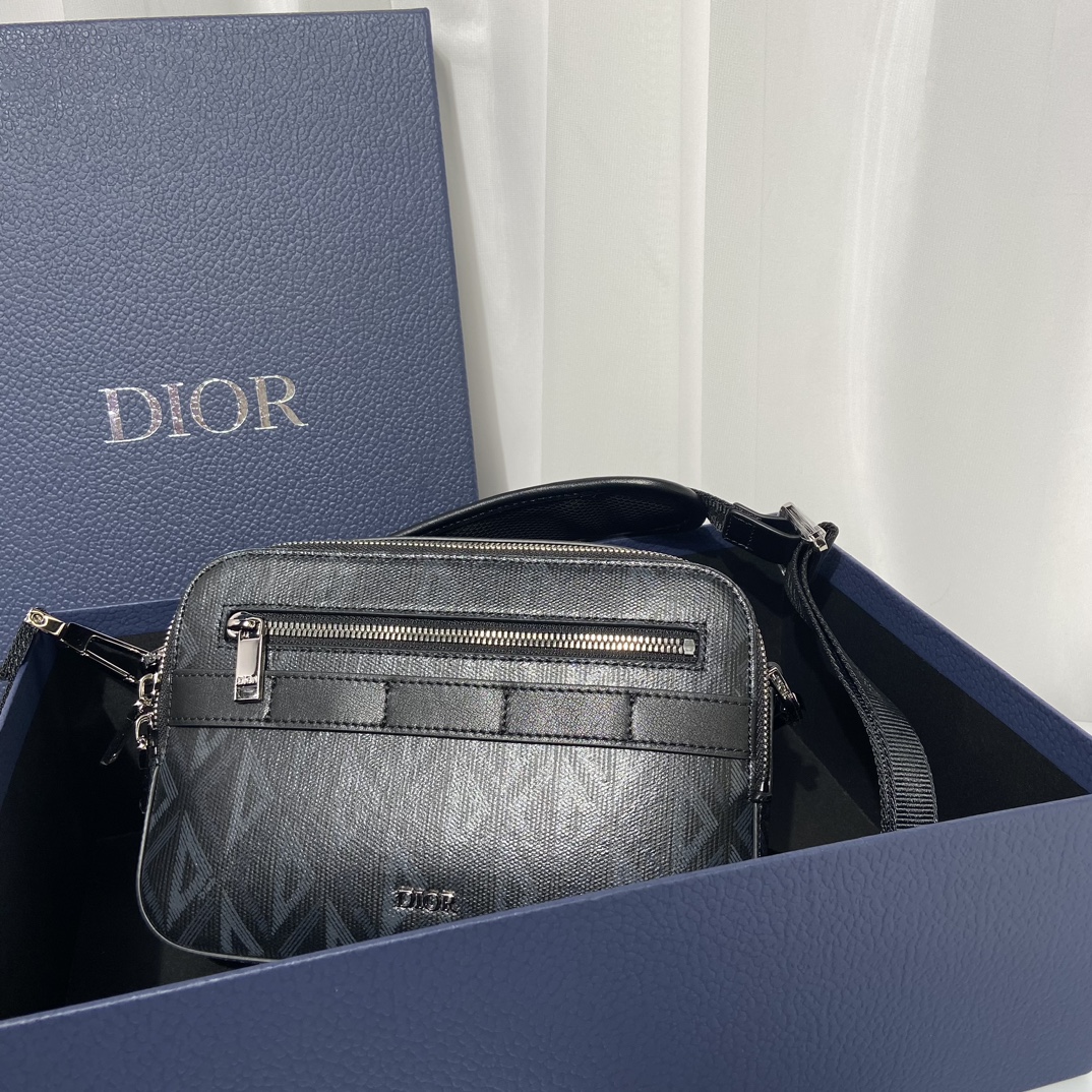 Túi xách Dior nam CD Diamond 9965 màu đen 