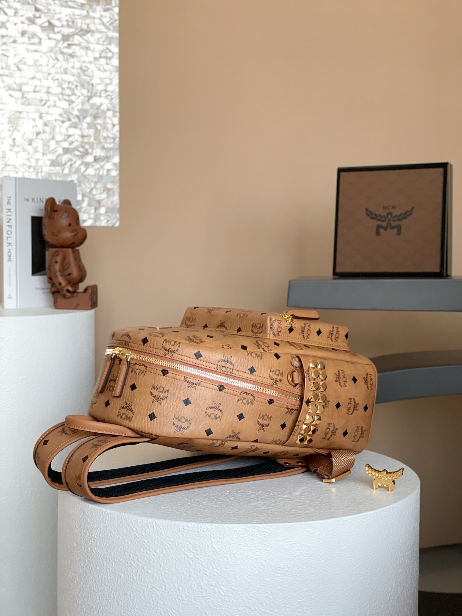 MCM STARK VISETOS 37CO001 (BROWN)
