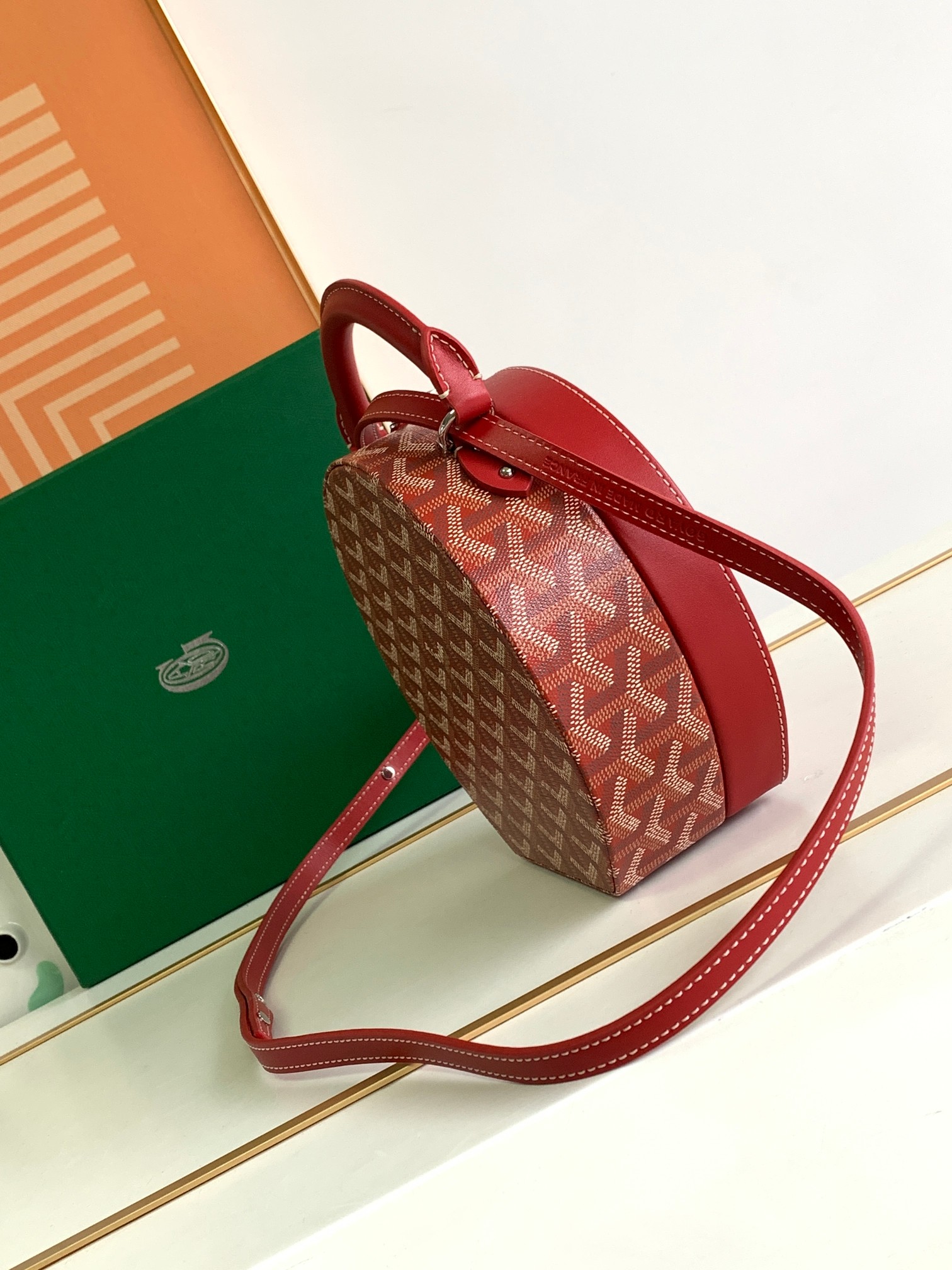 Goyard Alto 8115 (red)