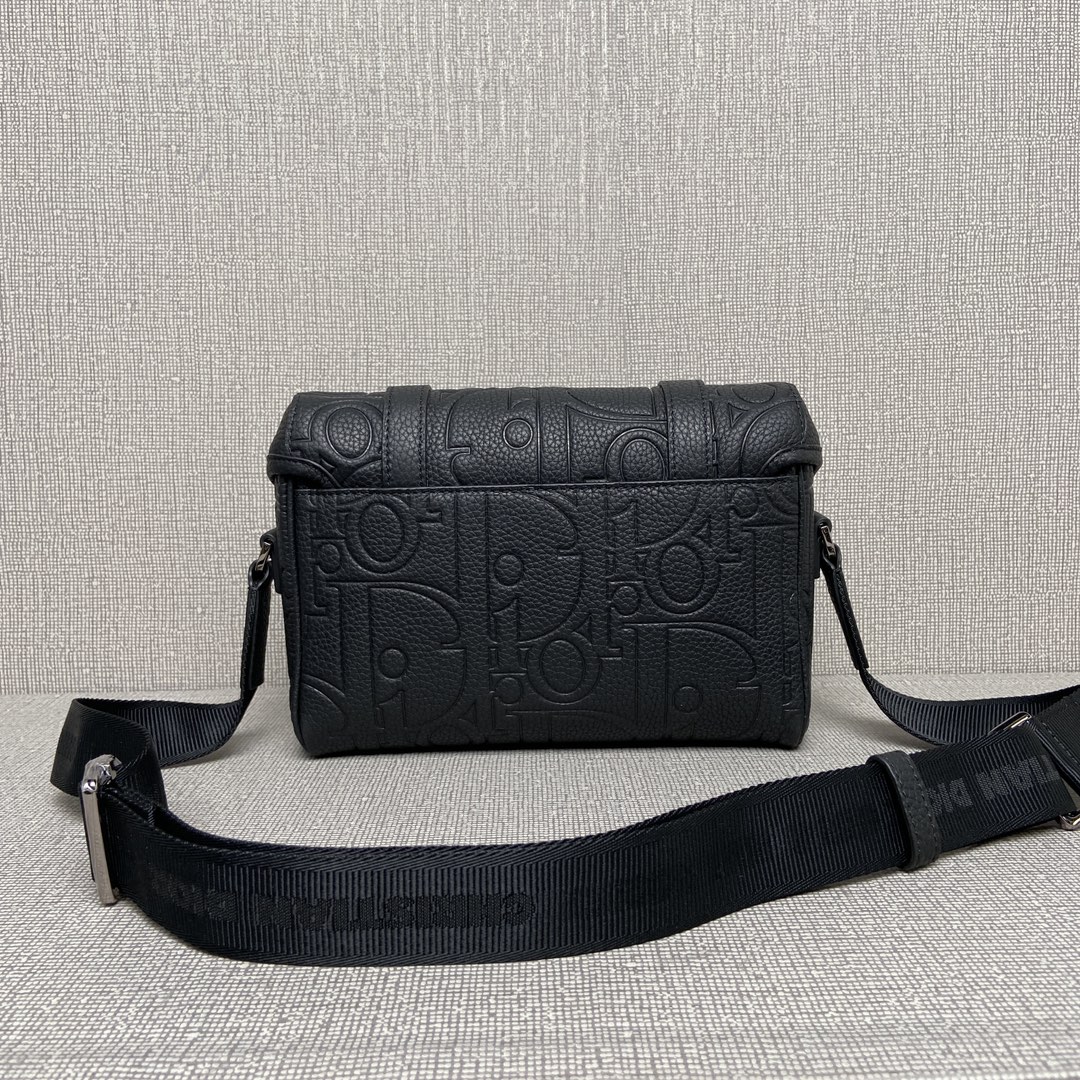 Túi xách Dior nam 9254 màu đen 