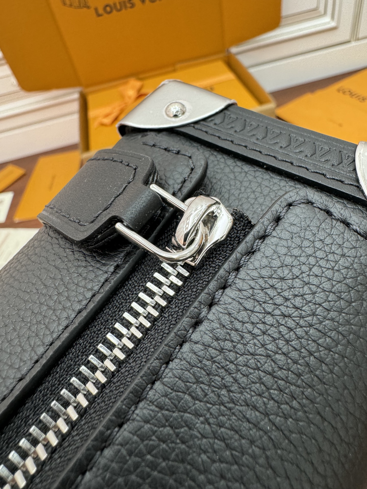Sac Side Trunk MMM25160