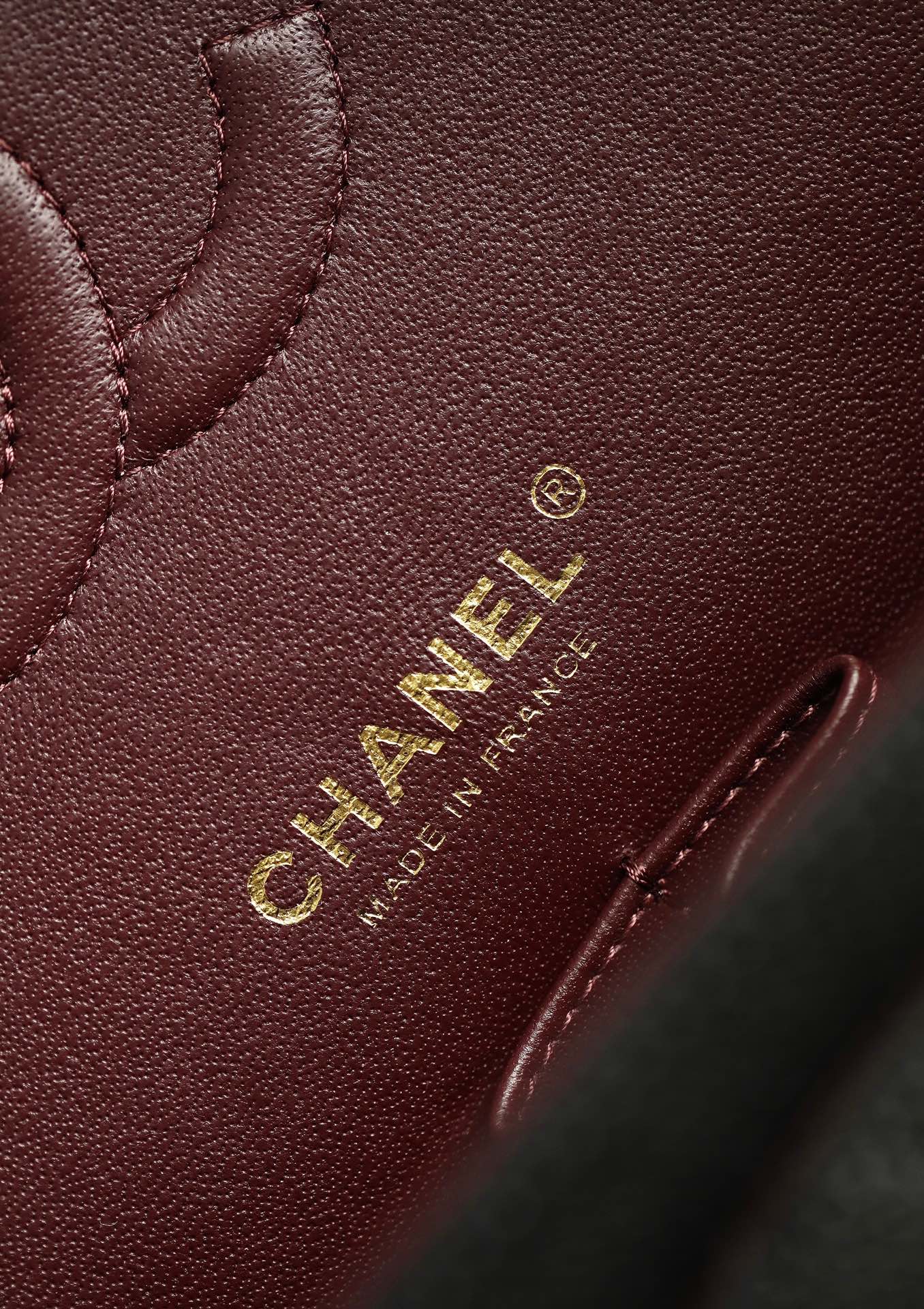 Túi xách Channel Classic A1112 màu đen da bò 