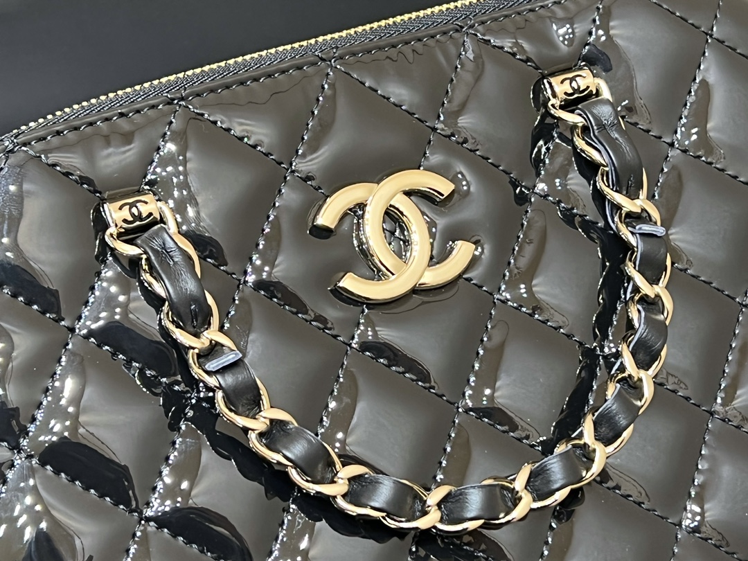 Túi Xách Chanel AS3969 Màu Đen Da Bóng