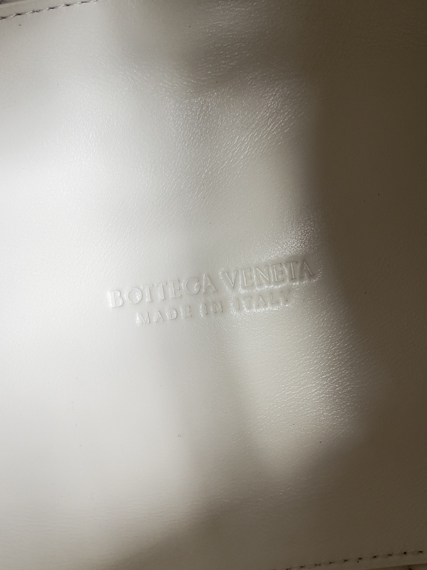 Túi xách nữ bottega veneta màu be 6569