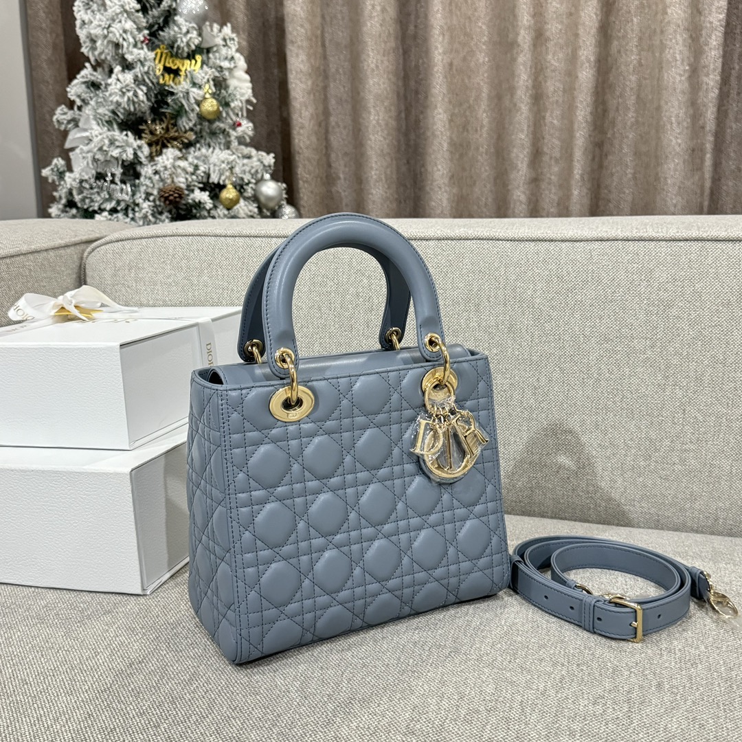 Túi Xách Tay Lady Dior Nữ Màu Xanh Dương Nhạt