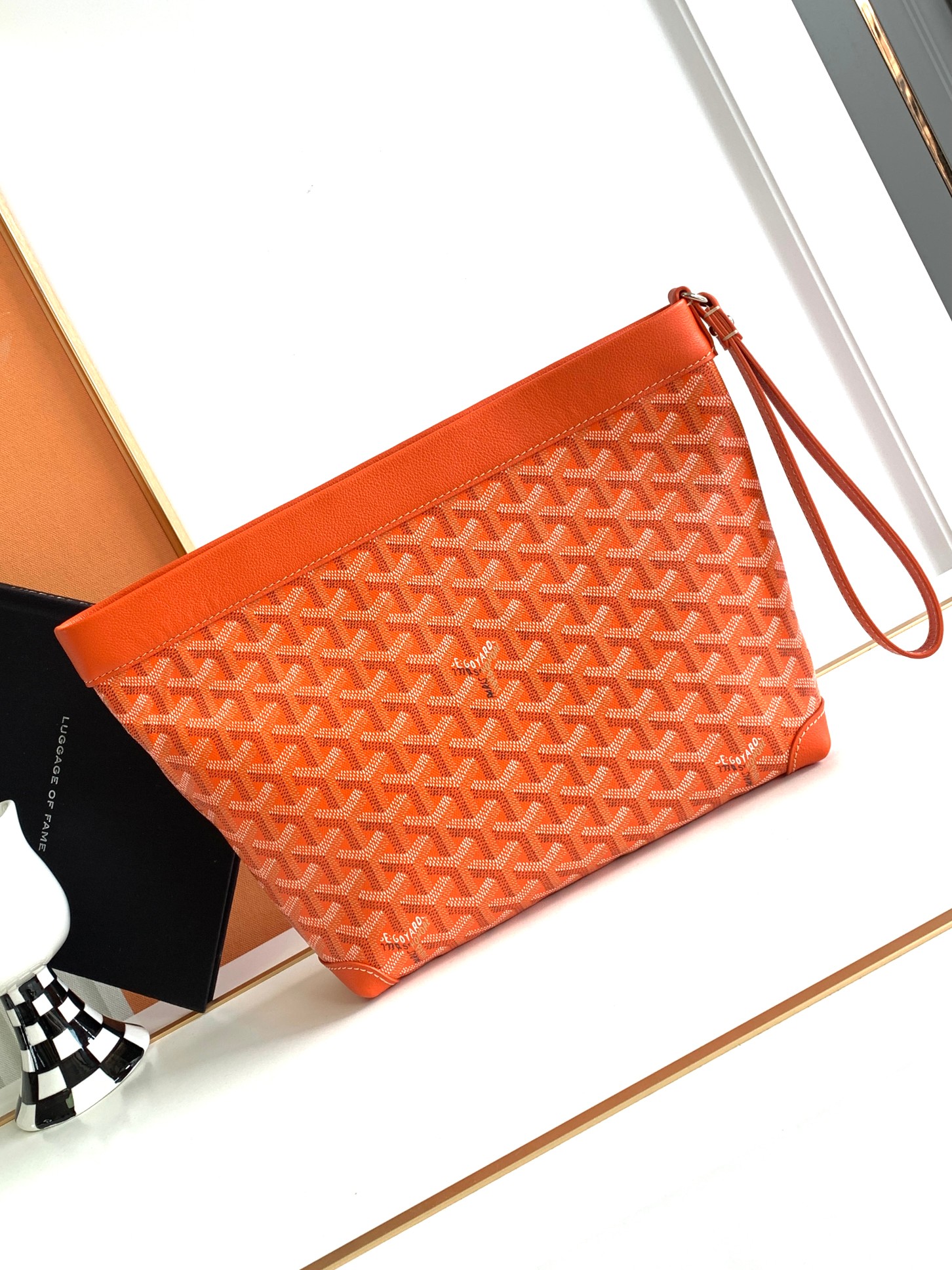 GOYARD CONTI 8811 (orange)