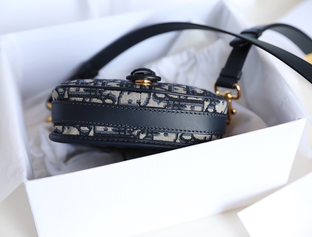 TÚI DIOR BOBBY MINI