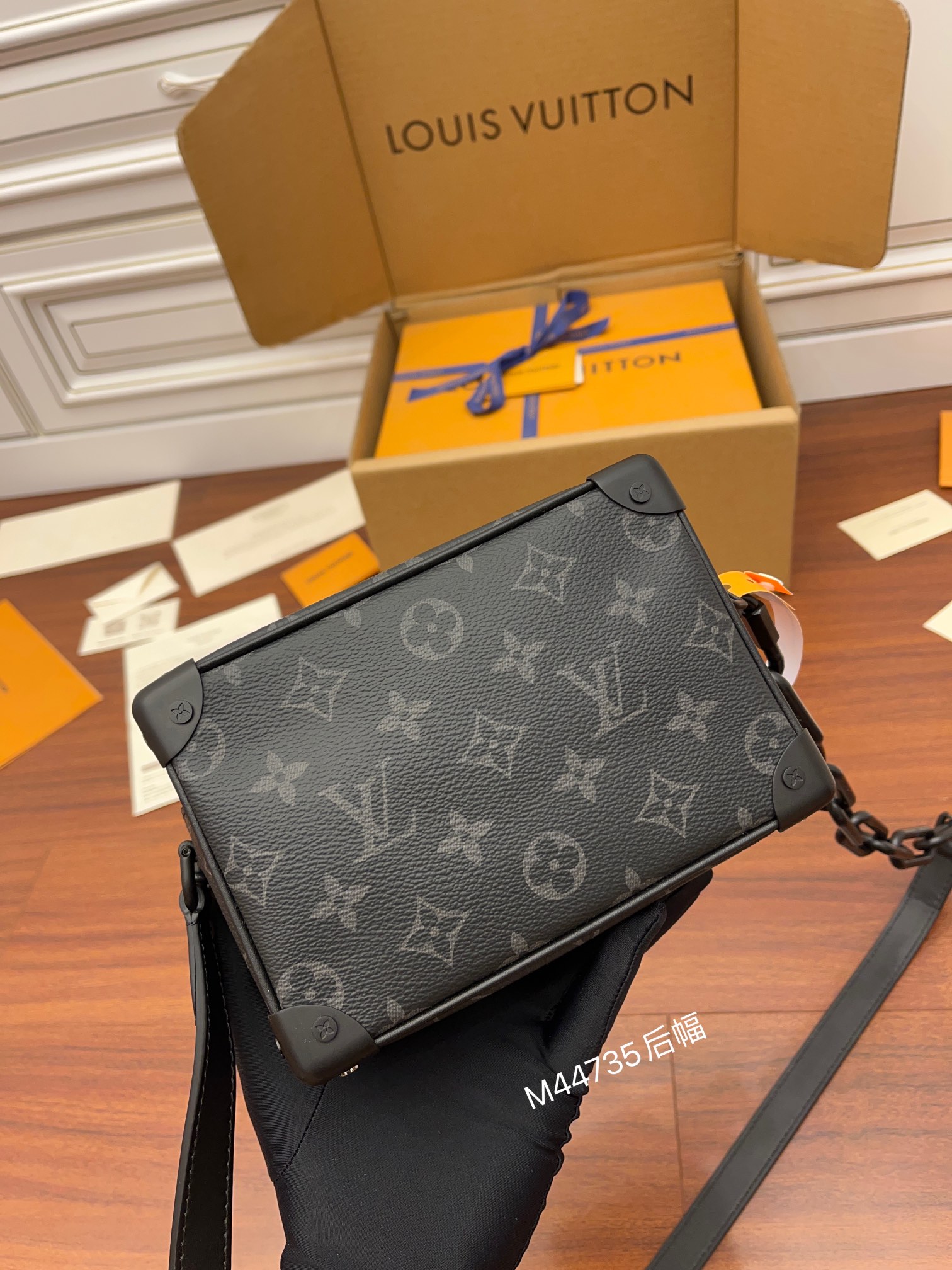 Sac Mini Soft Trunk M44735