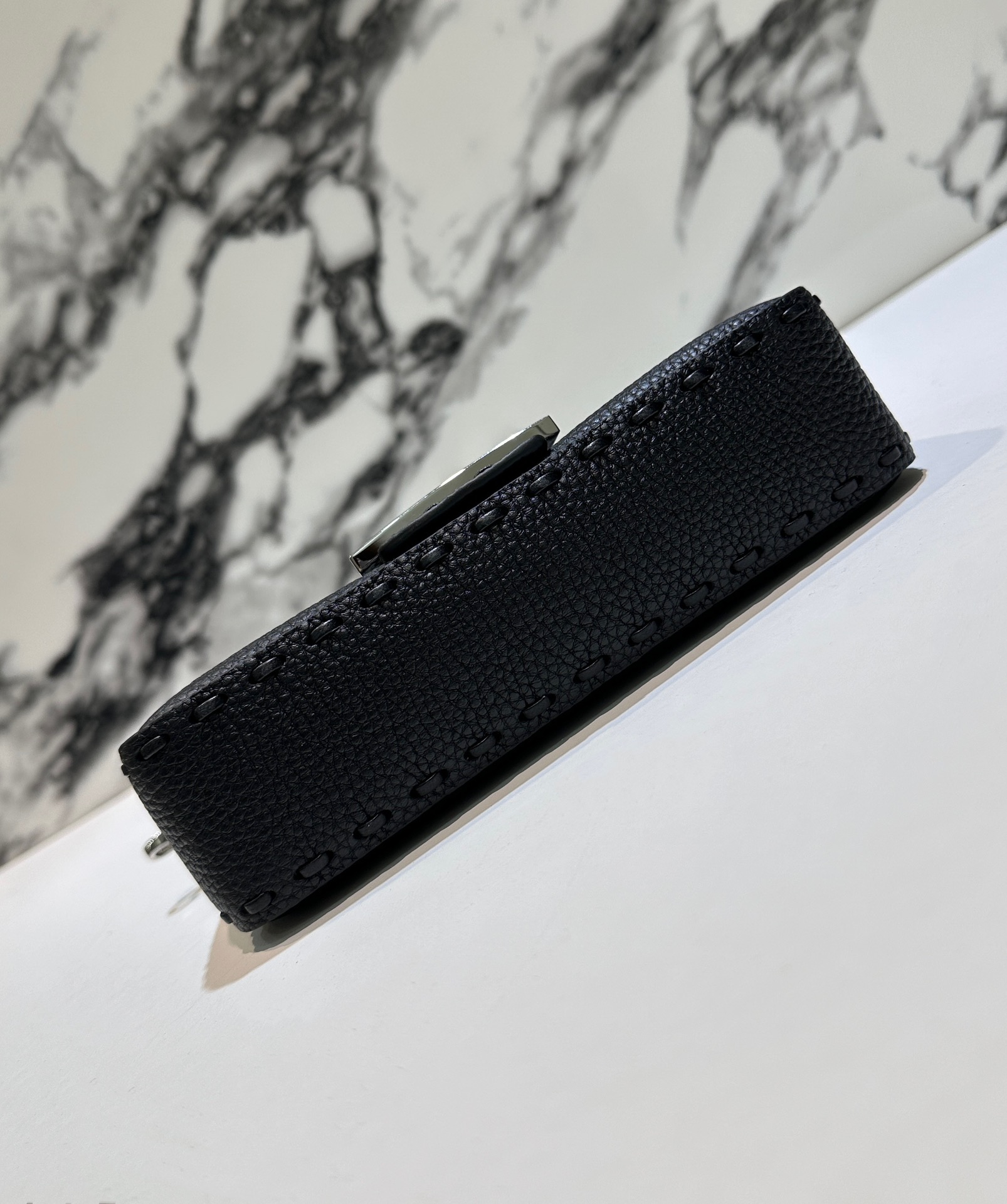 TÚI XÁCH NỮ FENDI 8610s