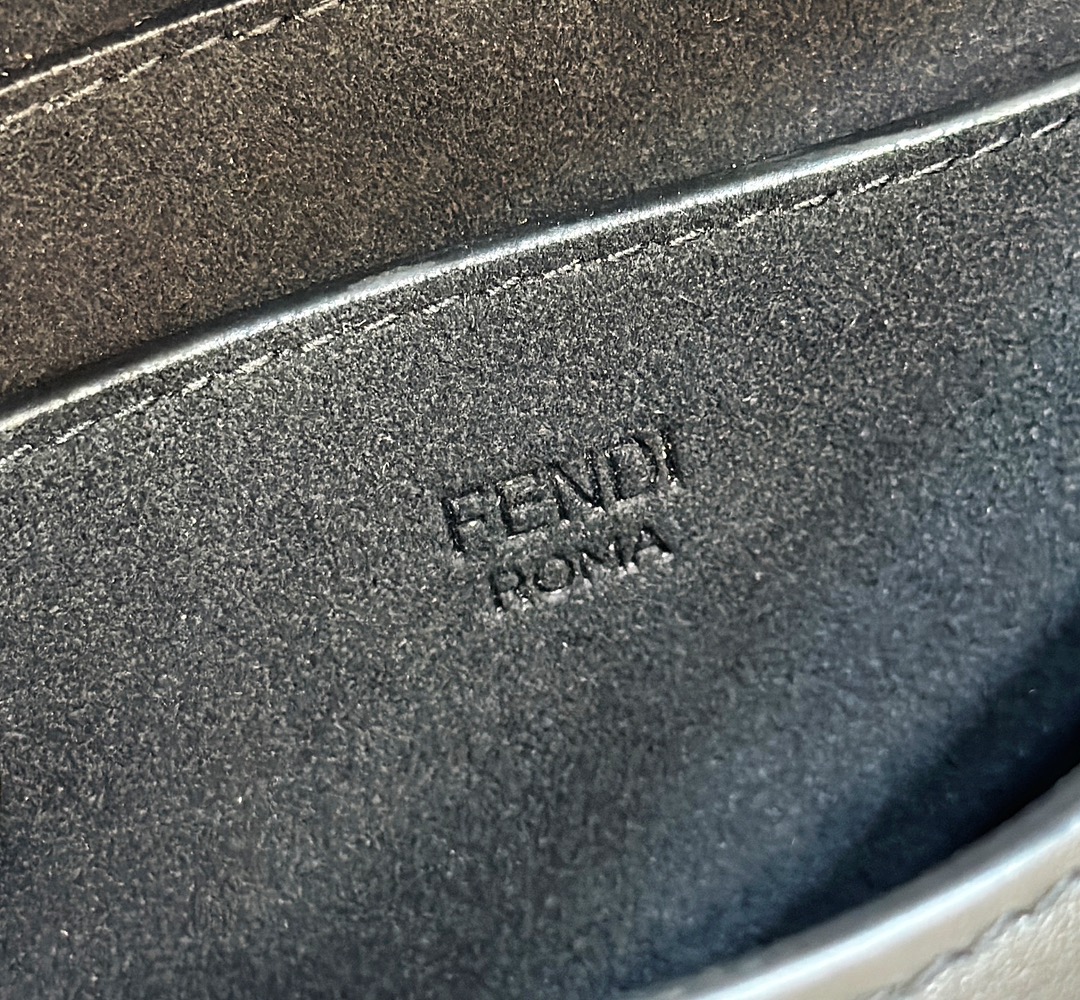TÚI XÁCH NỮ FENDI 8622s 