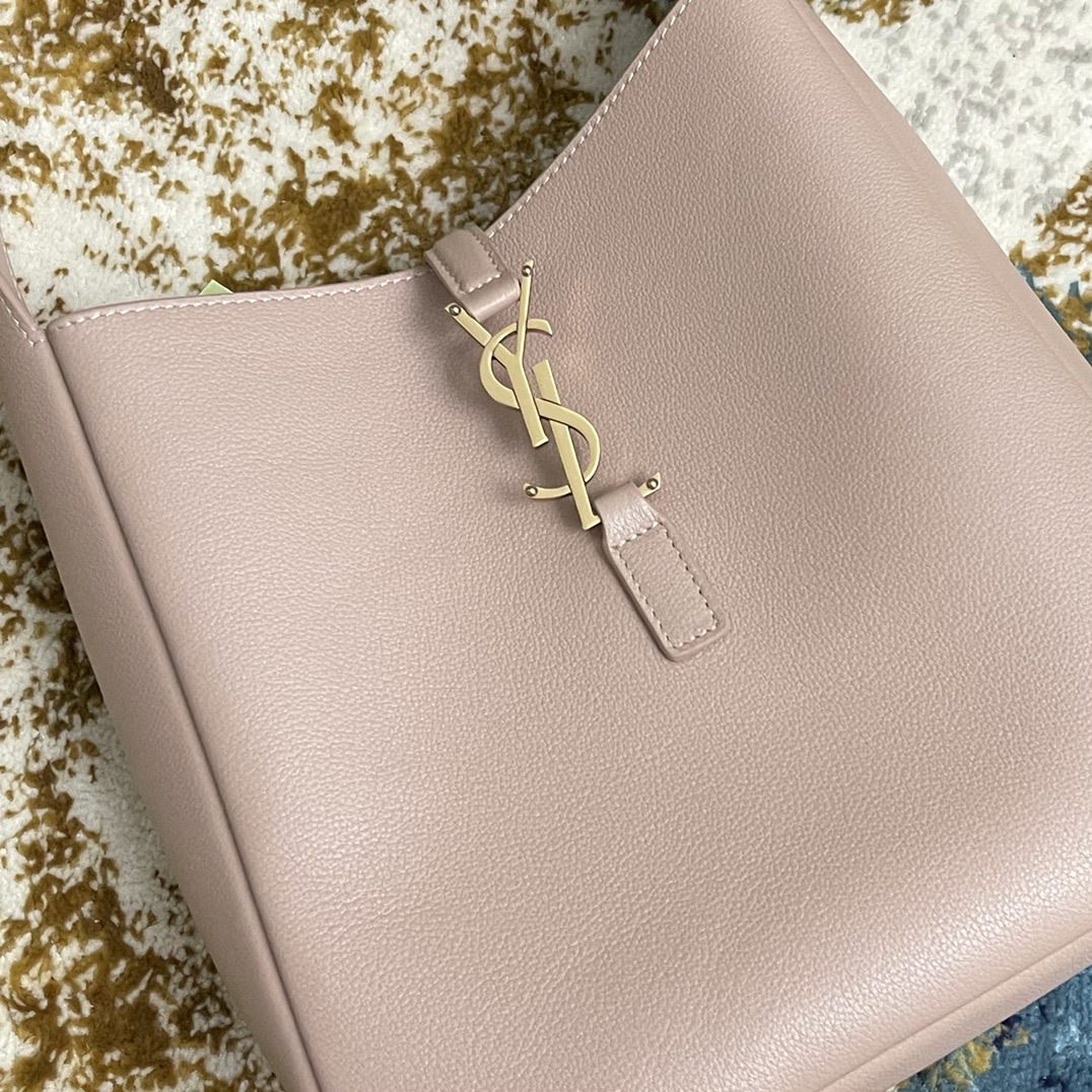 LE 57 HOBO 713938 (Pink)