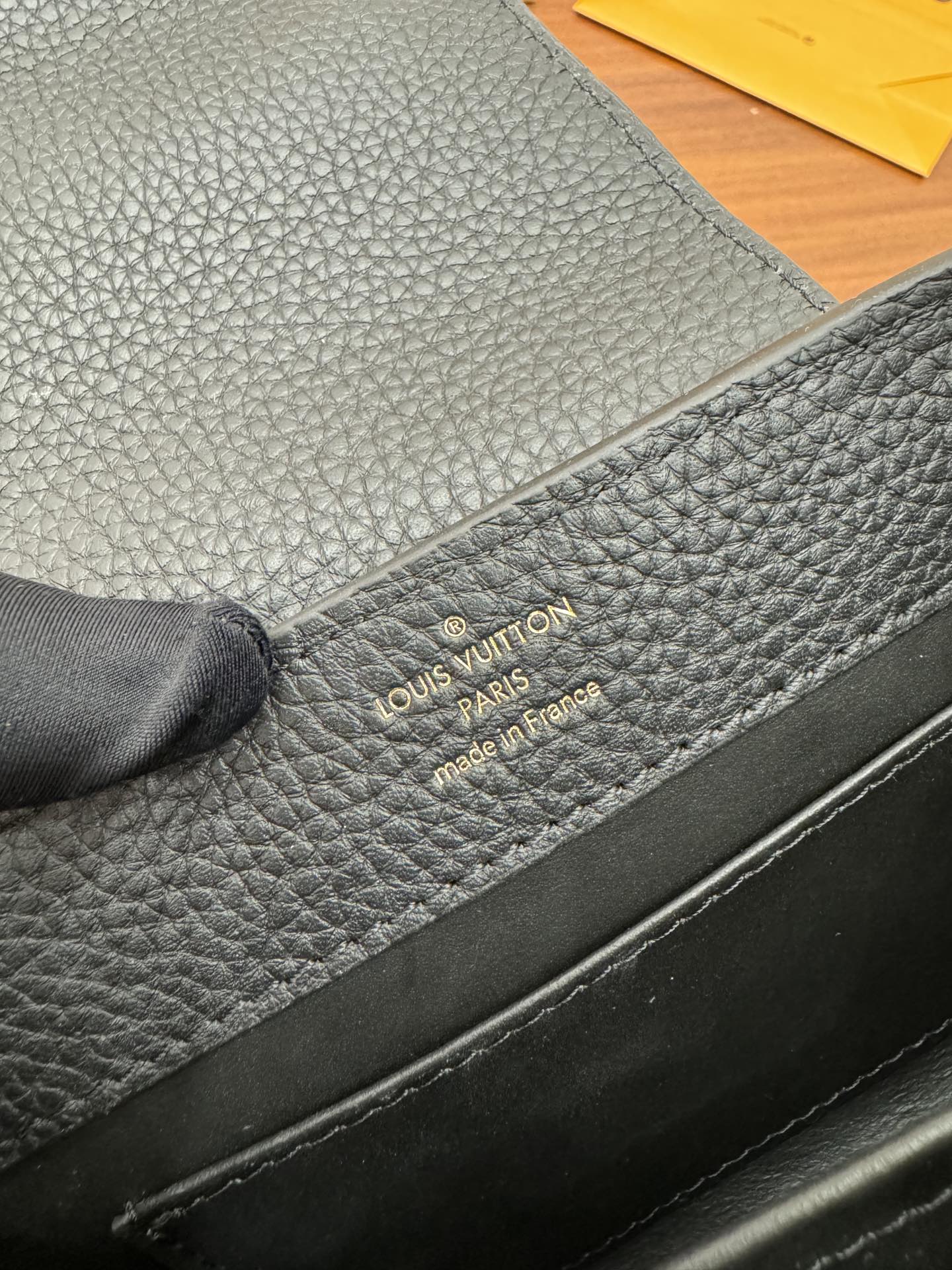 Túi xách Sac Capucines Minim56669