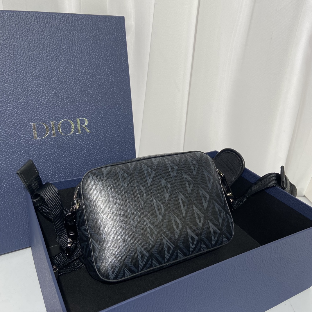 Túi xách Dior nam CD Diamond 9965 màu đen 