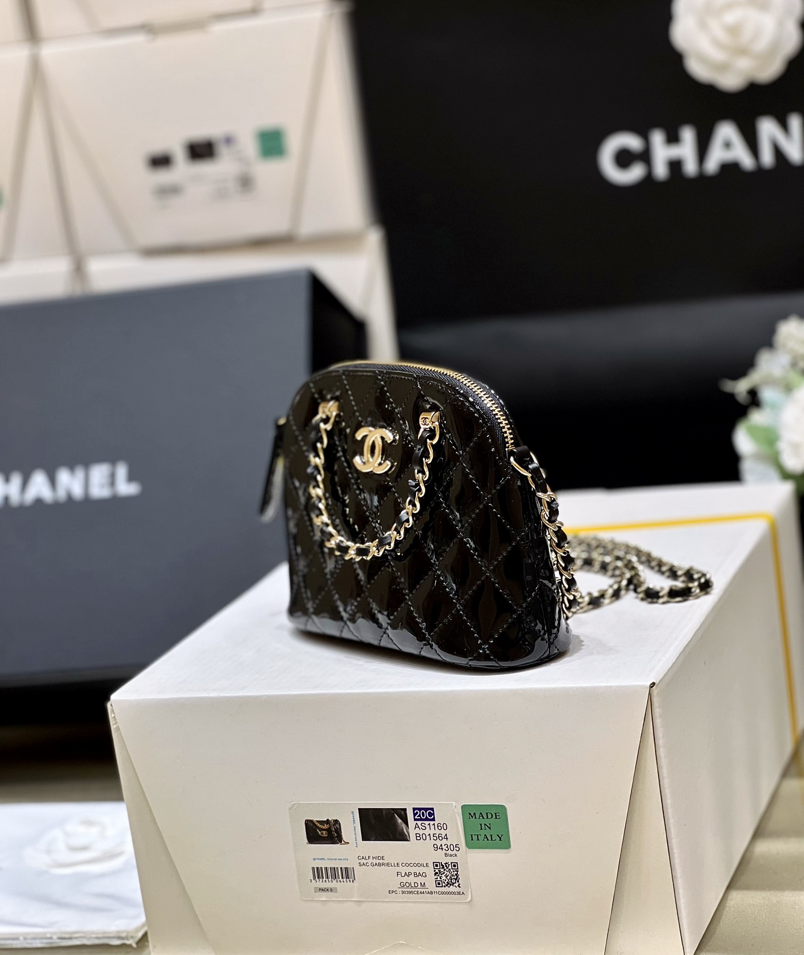 Túi Xách Chanel AP3354 Màu Đen Da Bóng