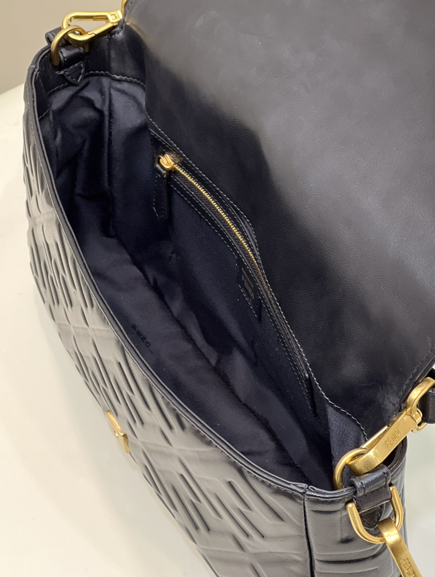 TÚI XÁCH NỮ FENDI 0192