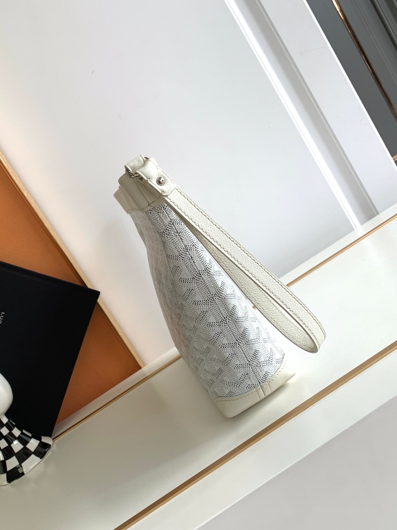 GOYARD CONTI 8811 (white)