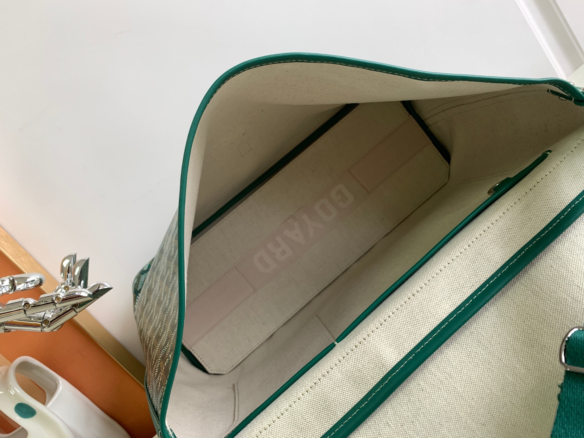 Túi xách Goyard 8130 màu xanh lá