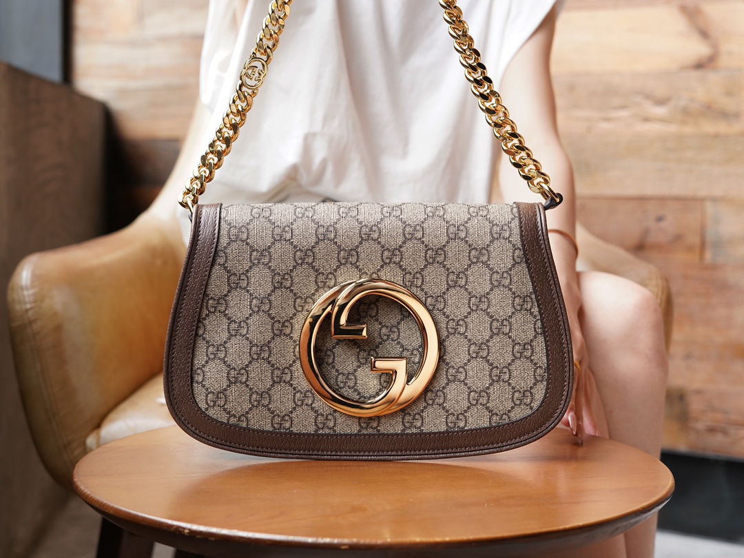 Petit sac à épaule Gucci Blondie 699268